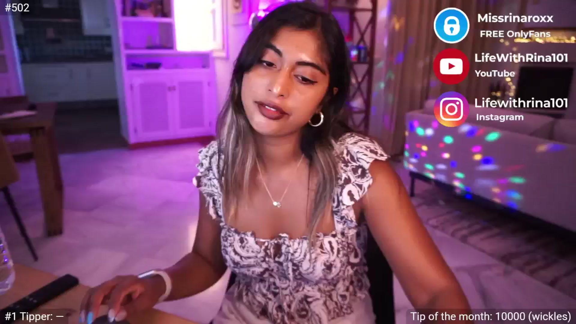 Gallery image thumbnail from Missrinaroxx's myfreecams stream on, 05/20/2025, 18:10 image 3 of 20