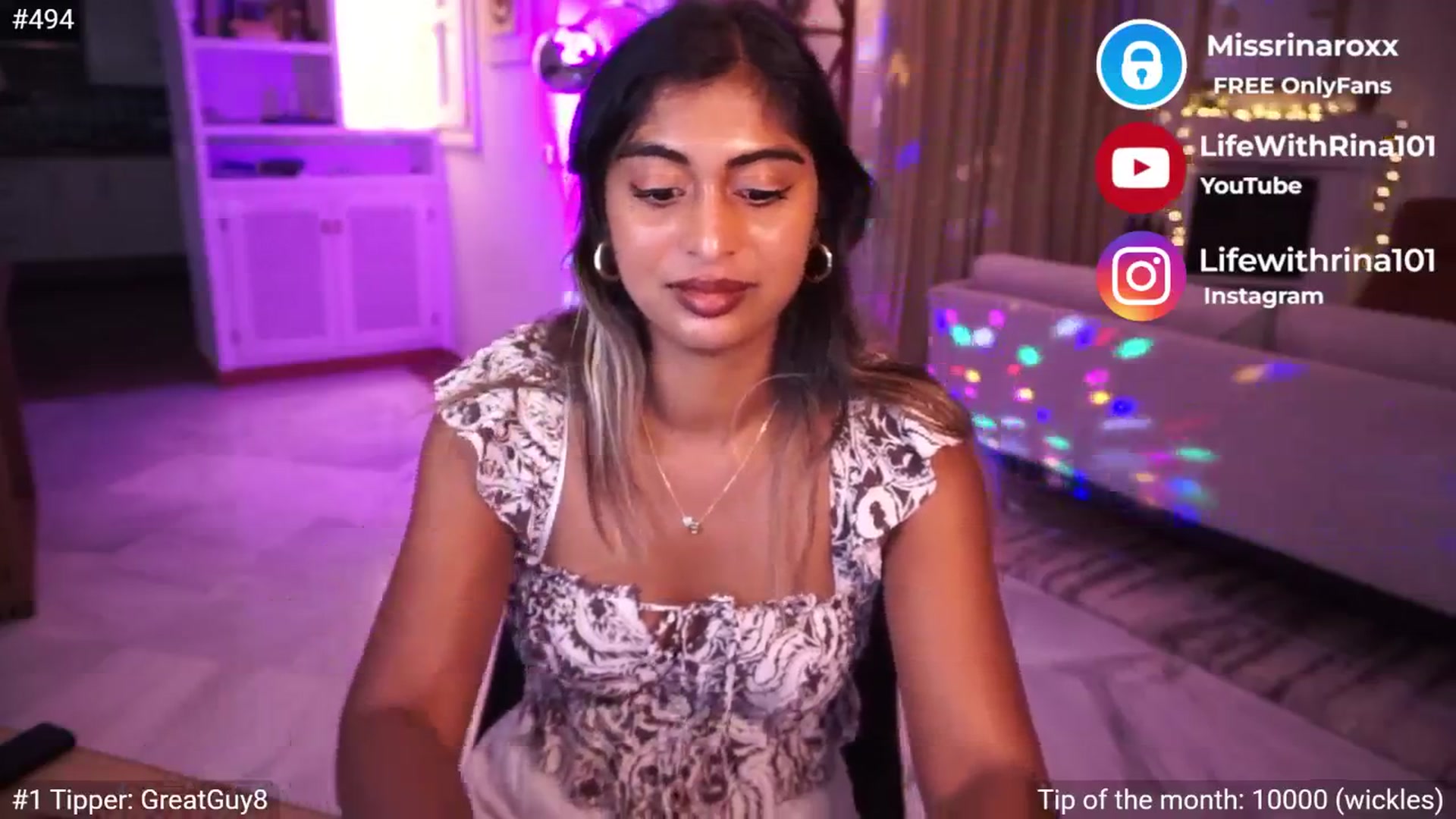 Gallery image thumbnail from Missrinaroxx's myfreecams stream on, 05/20/2025, 19:07 image 18 of 20