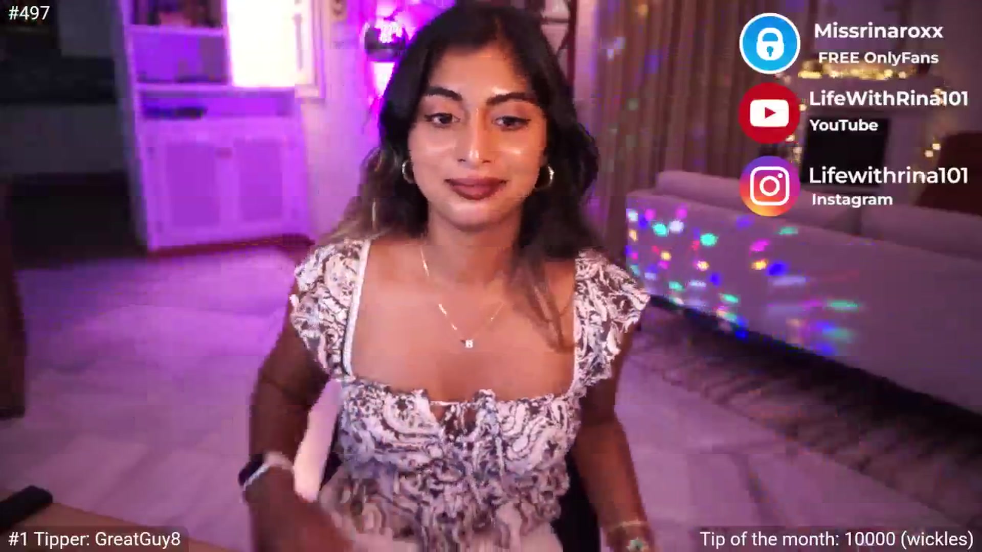 Gallery image thumbnail from Missrinaroxx's myfreecams stream on, 05/20/2025, 19:07 image 12 of 20