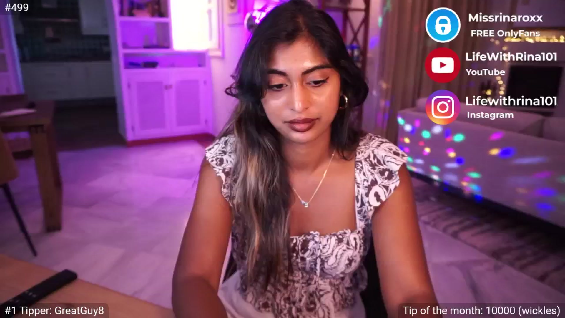 Gallery image thumbnail from Missrinaroxx's myfreecams stream on, 05/20/2025, 19:07 image 5 of 20