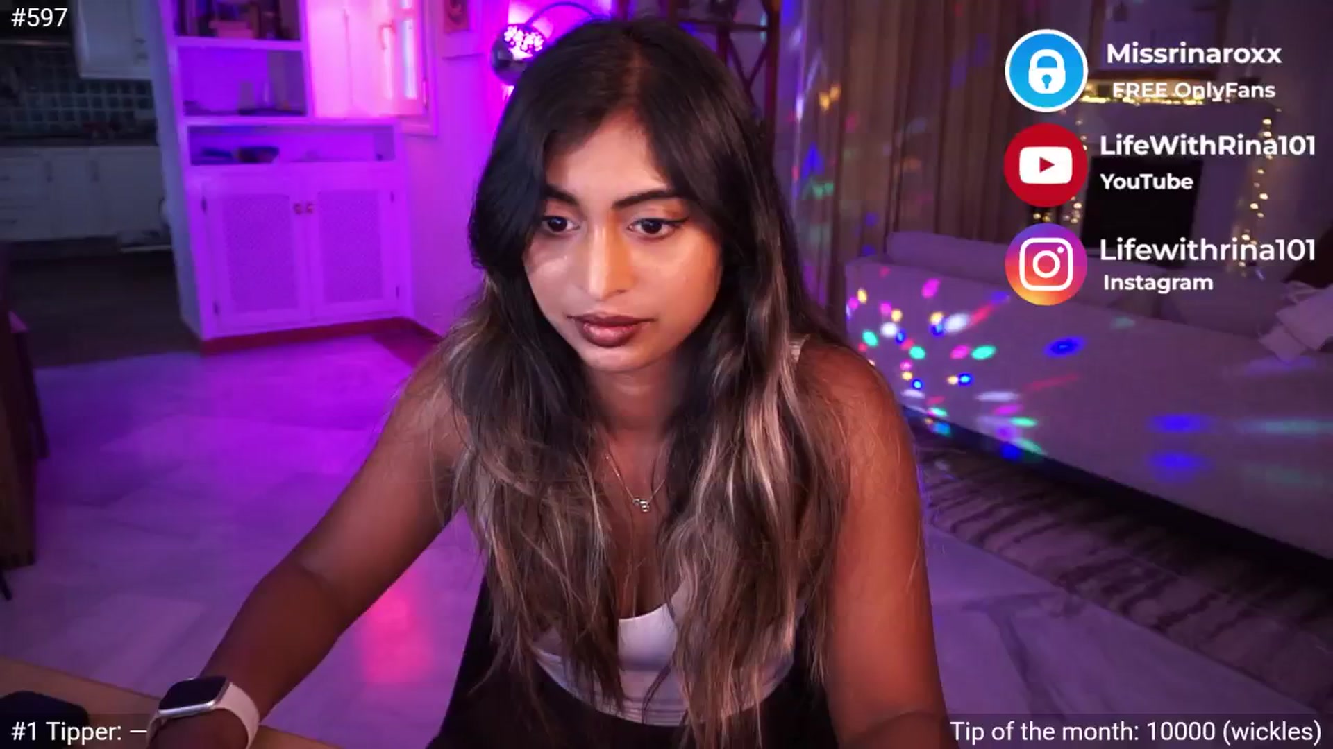 Gallery image thumbnail from Missrinaroxx's myfreecams stream on, 05/26/2025, 20:10 image 1 of 20