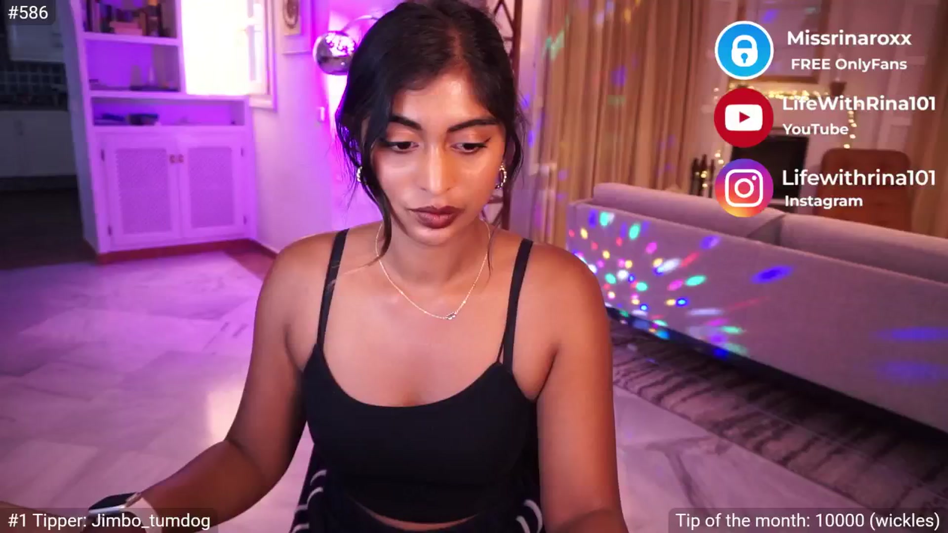 Gallery image thumbnail from Missrinaroxx's myfreecams stream on, 05/27/2025, 19:41 image 6 of 20