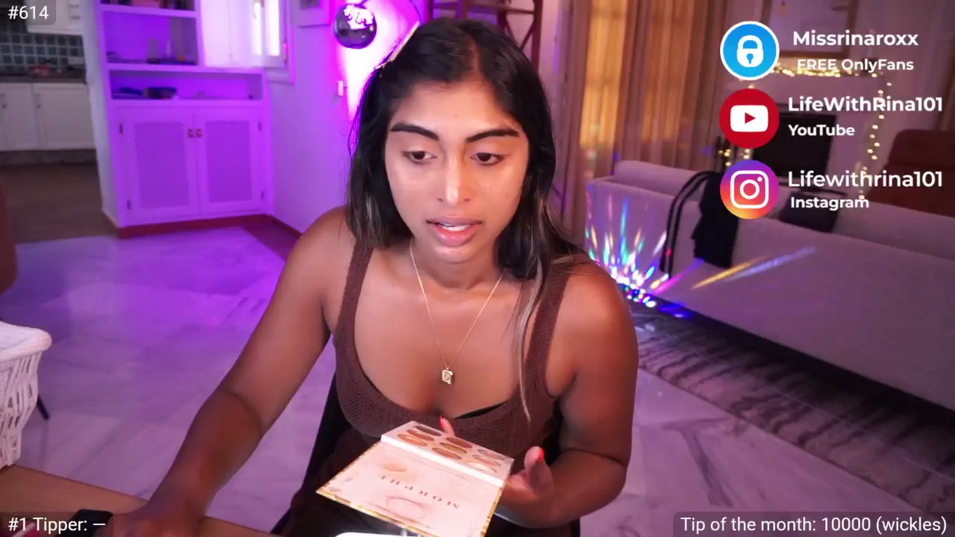Gallery image thumbnail from Missrinaroxx's myfreecams stream on, 05/30/2025, 17:14 image 1 of 20
