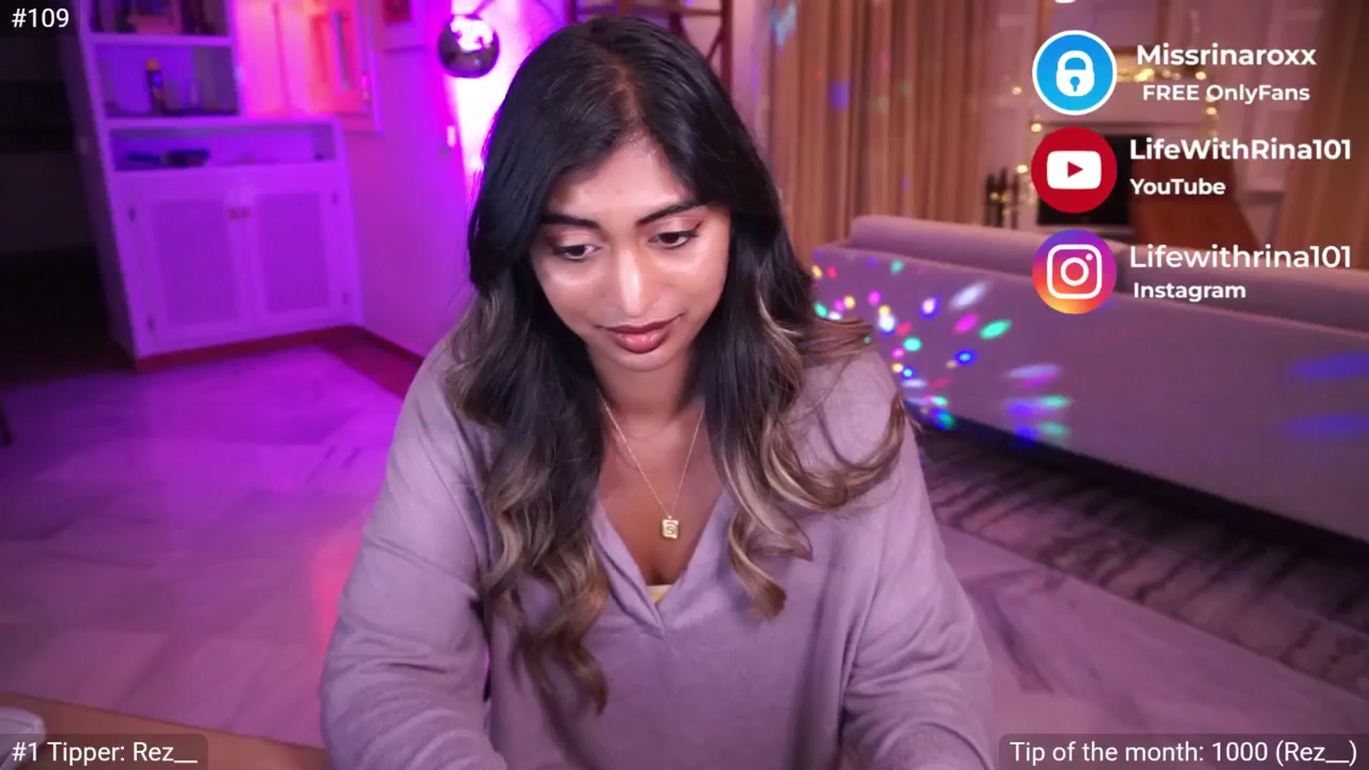 Gallery image thumbnail from Missrinaroxx's myfreecams stream on, 06/01/2025, 20:11 image 15 of 20