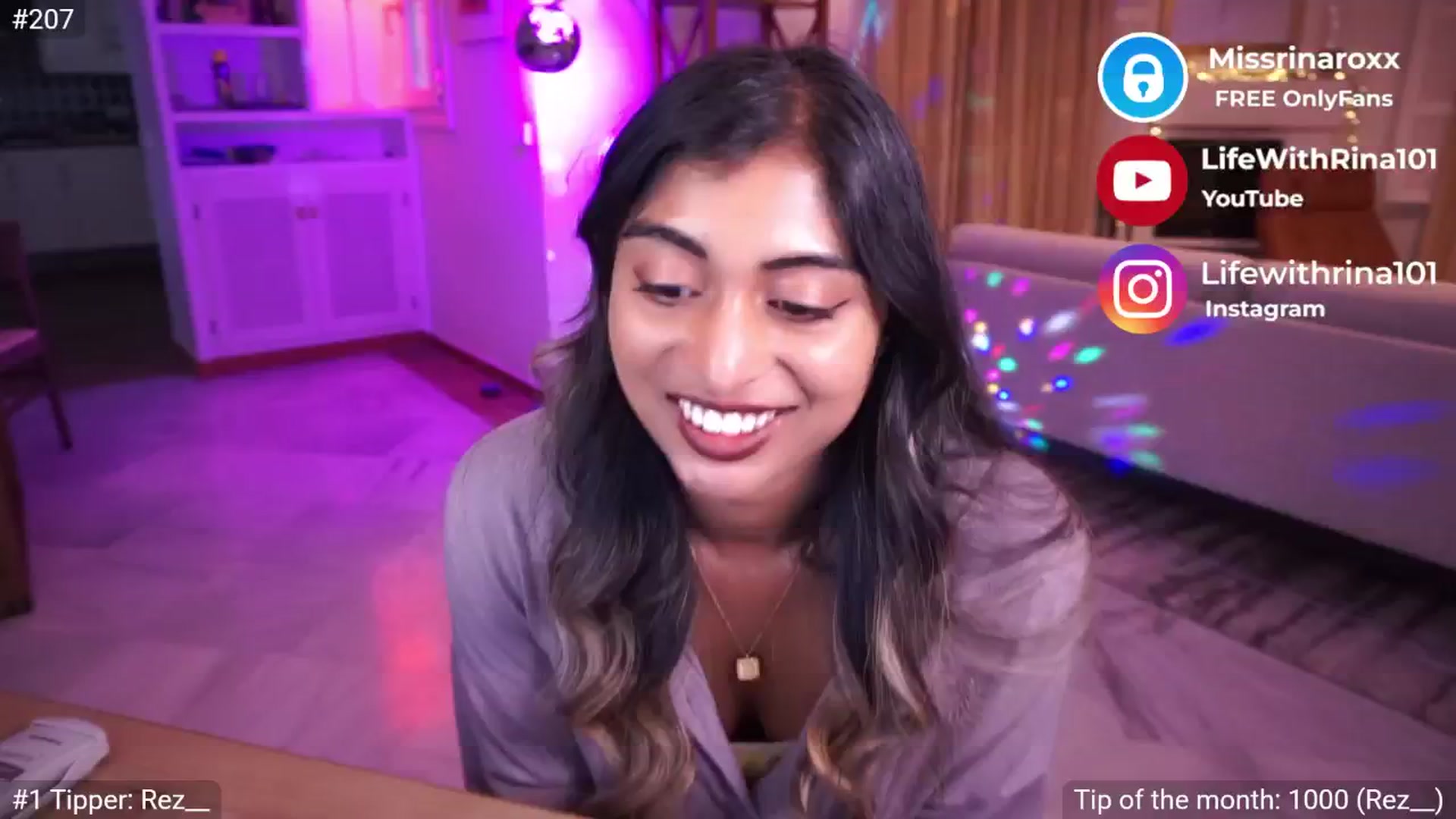 Gallery image thumbnail from Missrinaroxx's myfreecams stream on, 06/01/2025, 20:11 image 6 of 20