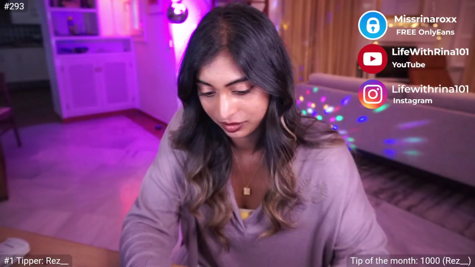 Gallery image thumbnail from Missrinaroxx's myfreecams stream on, 06/01/2025, 20:11 image 3 of 20
