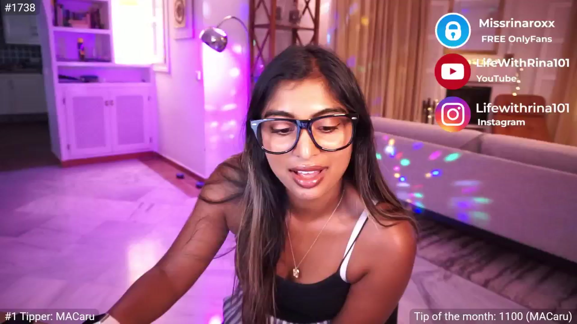 Gallery image thumbnail from Missrinaroxx's myfreecams stream on, 06/12/2025, 18:35 image 18 of 20