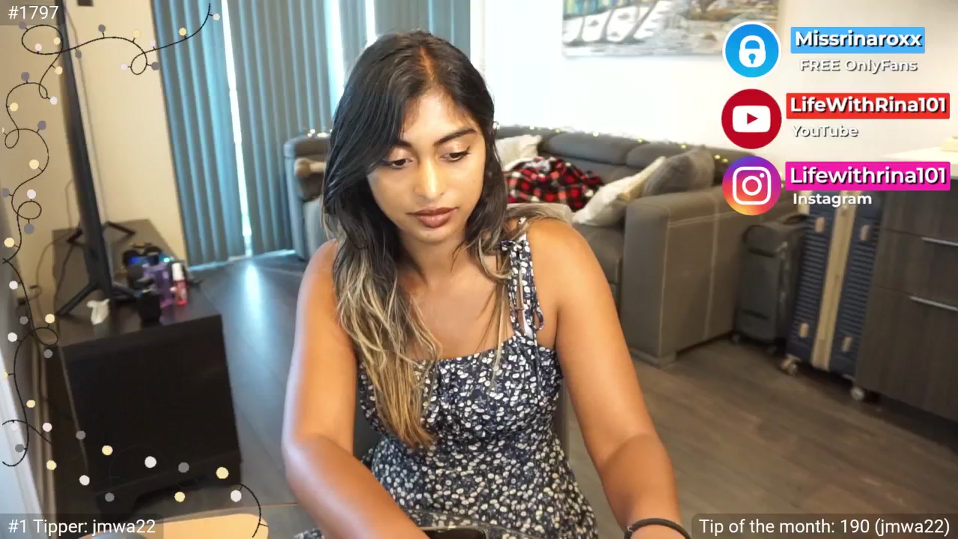 Gallery image thumbnail from Missrinaroxx's myfreecams stream on, 07/01/2025, 23:48 image 3 of 20