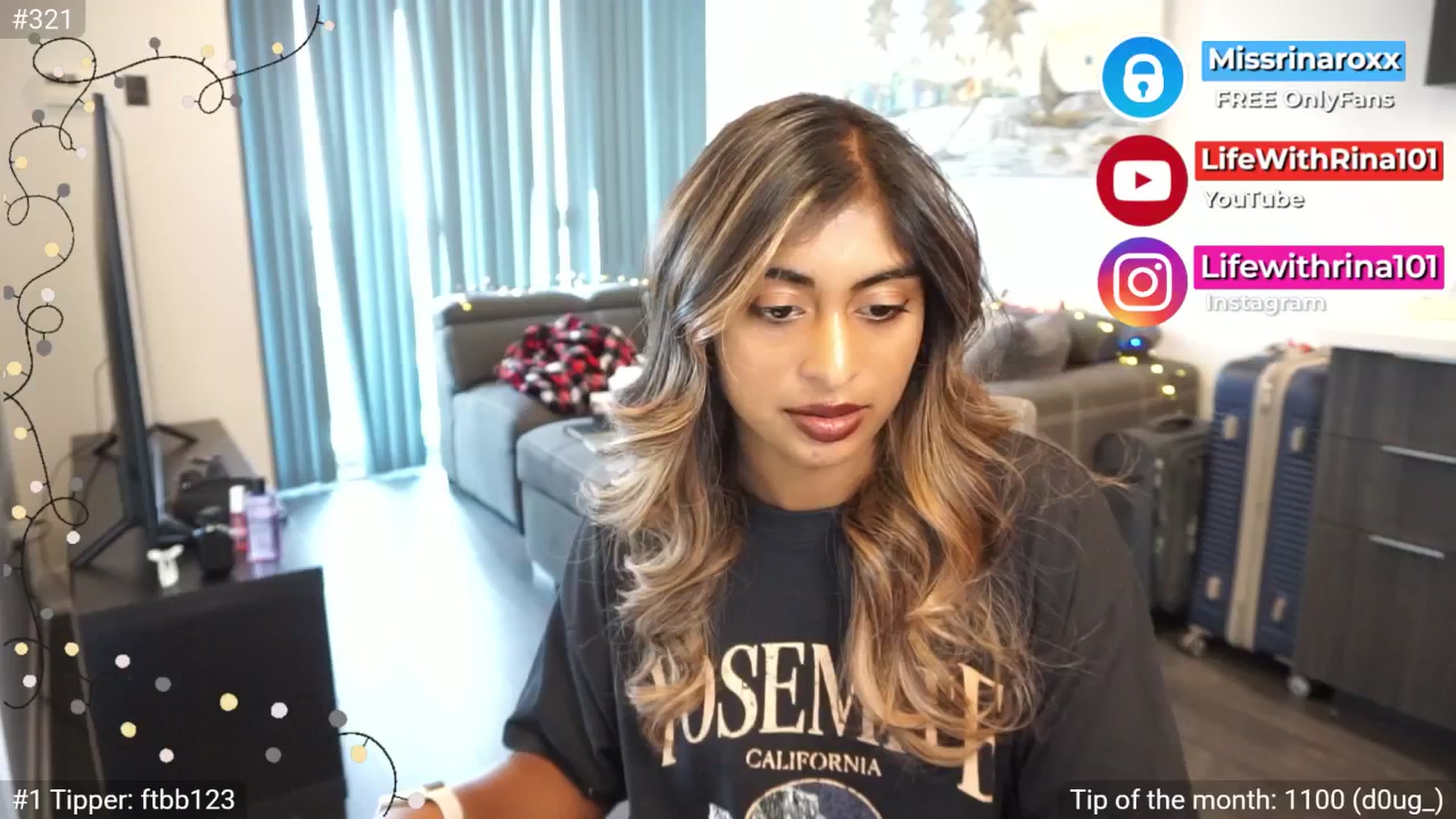 Gallery image thumbnail from Missrinaroxx's myfreecams stream on, 07/04/2025, 18:26 image 6 of 20