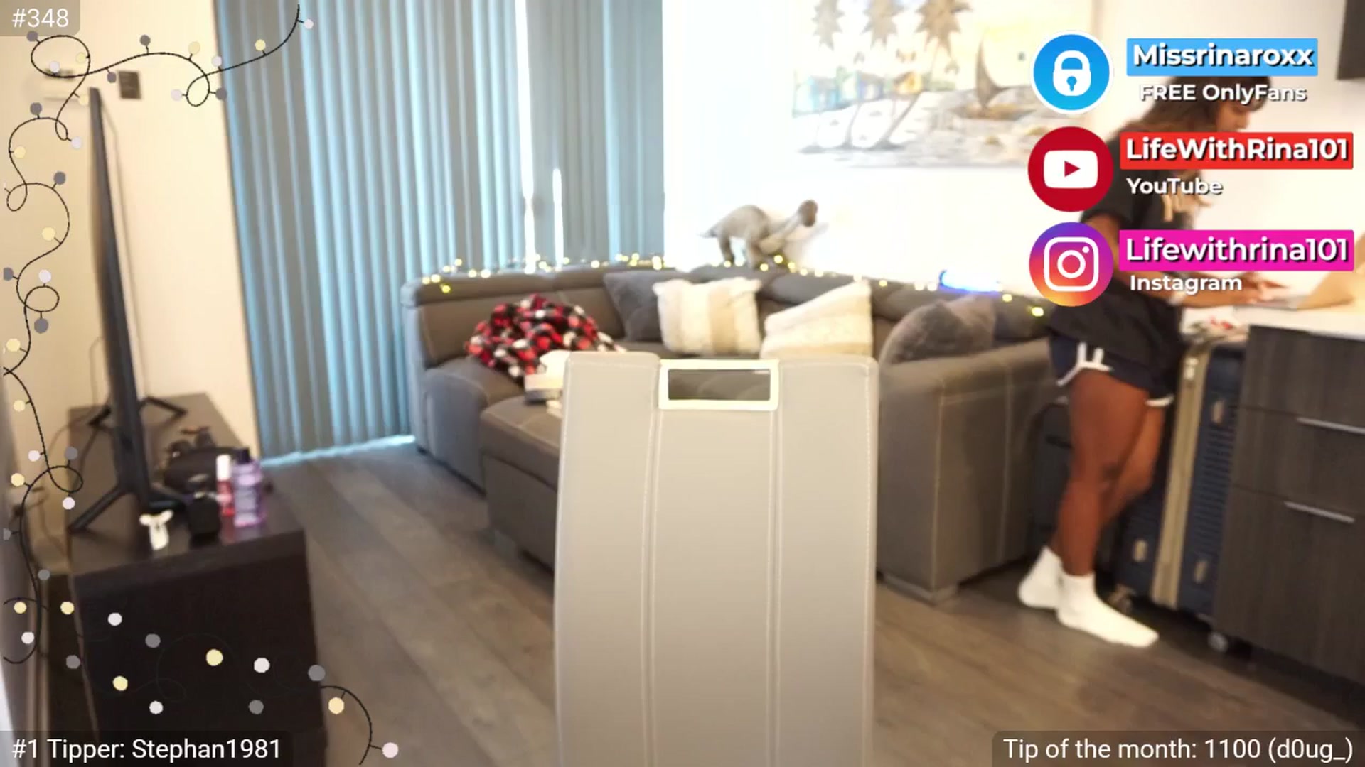 Gallery image thumbnail from Missrinaroxx's myfreecams stream on, 07/04/2025, 23:25 image 11 of 20