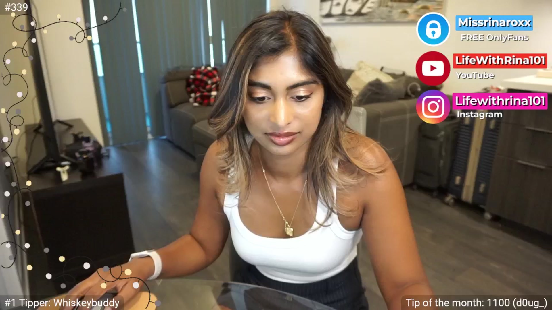 Gallery image thumbnail from Missrinaroxx's myfreecams stream on, 07/05/2025, 22:53 image 16 of 20