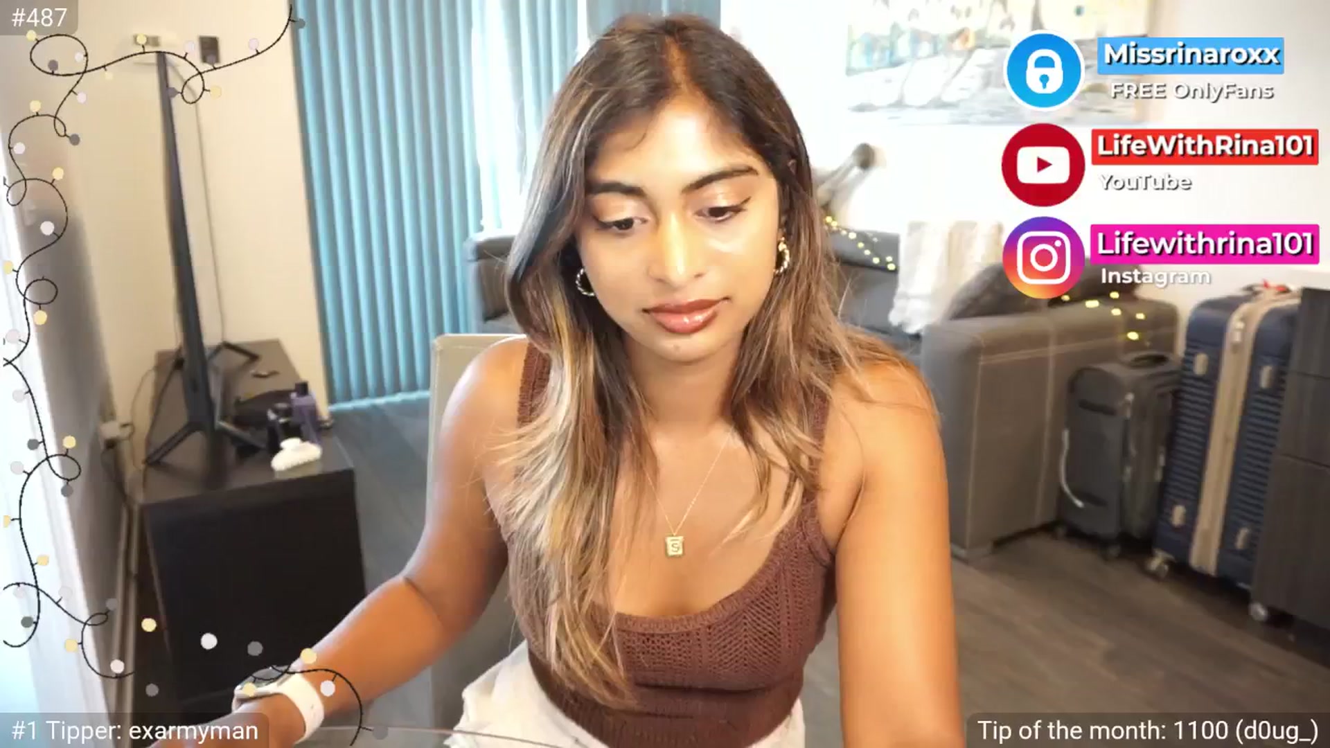 Gallery image thumbnail from Missrinaroxx's myfreecams stream on, 07/09/2025, 22:53 image 10 of 20