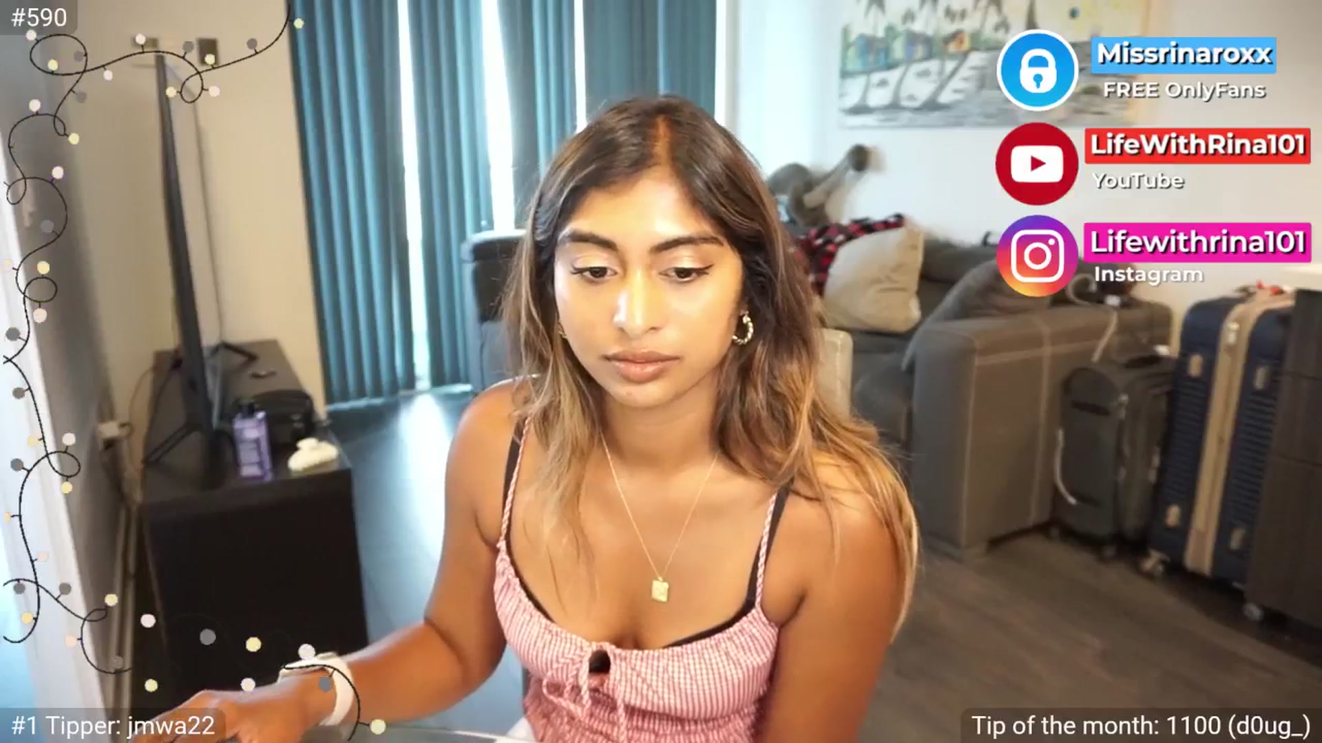 Gallery image thumbnail from Missrinaroxx's myfreecams stream on, 07/11/2025, 23:07 image 19 of 20