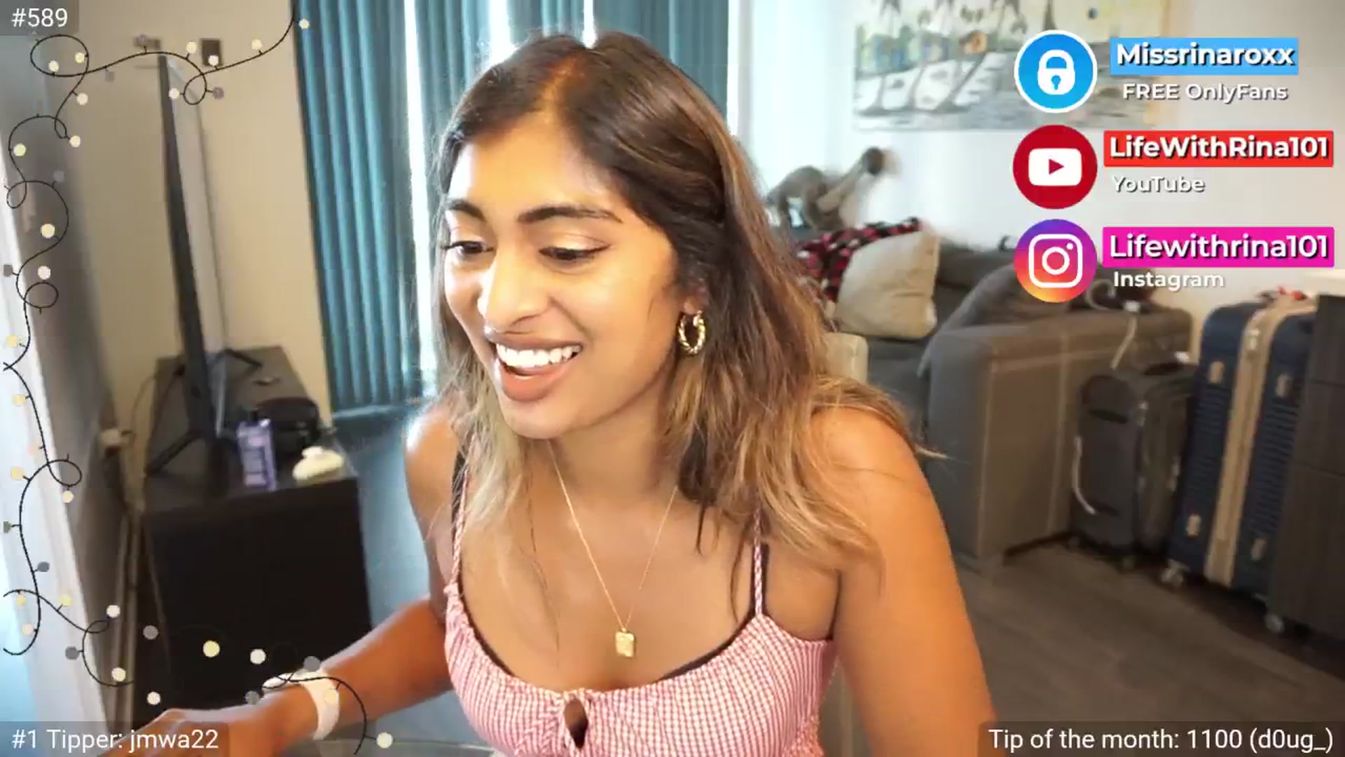 Gallery image thumbnail from Missrinaroxx's myfreecams stream on, 07/11/2025, 23:07 image 15 of 20
