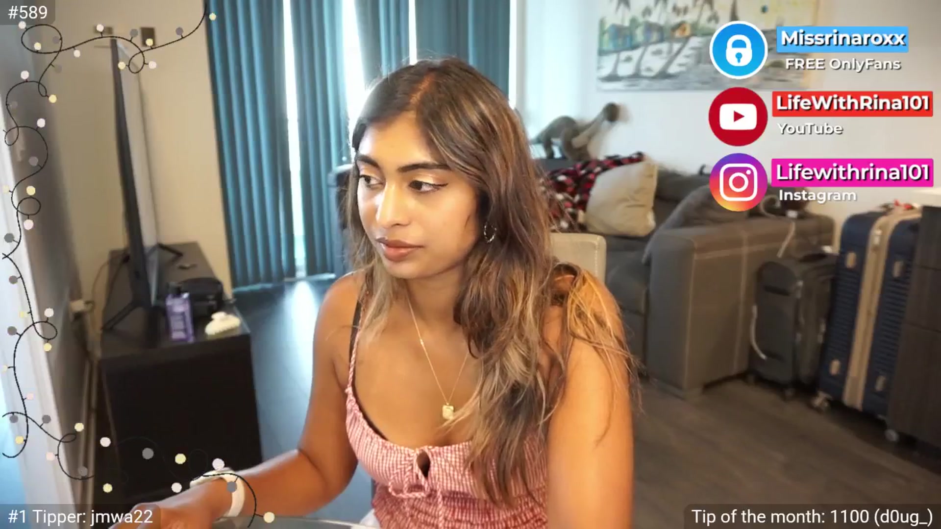 Gallery image thumbnail from Missrinaroxx's myfreecams stream on, 07/11/2025, 23:07 image 13 of 20
