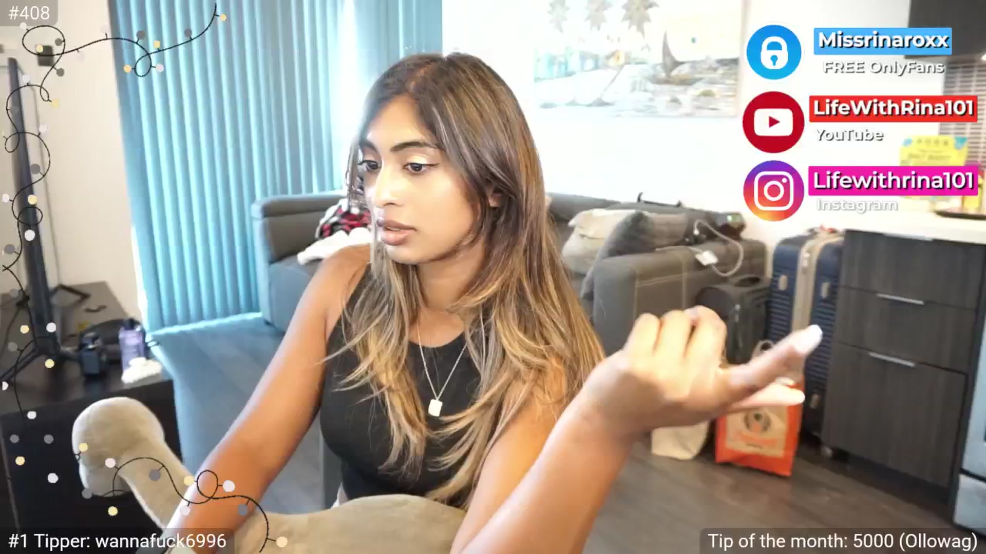 Gallery image thumbnail from Missrinaroxx's myfreecams stream on, 07/15/2025, 19:03 image 19 of 20