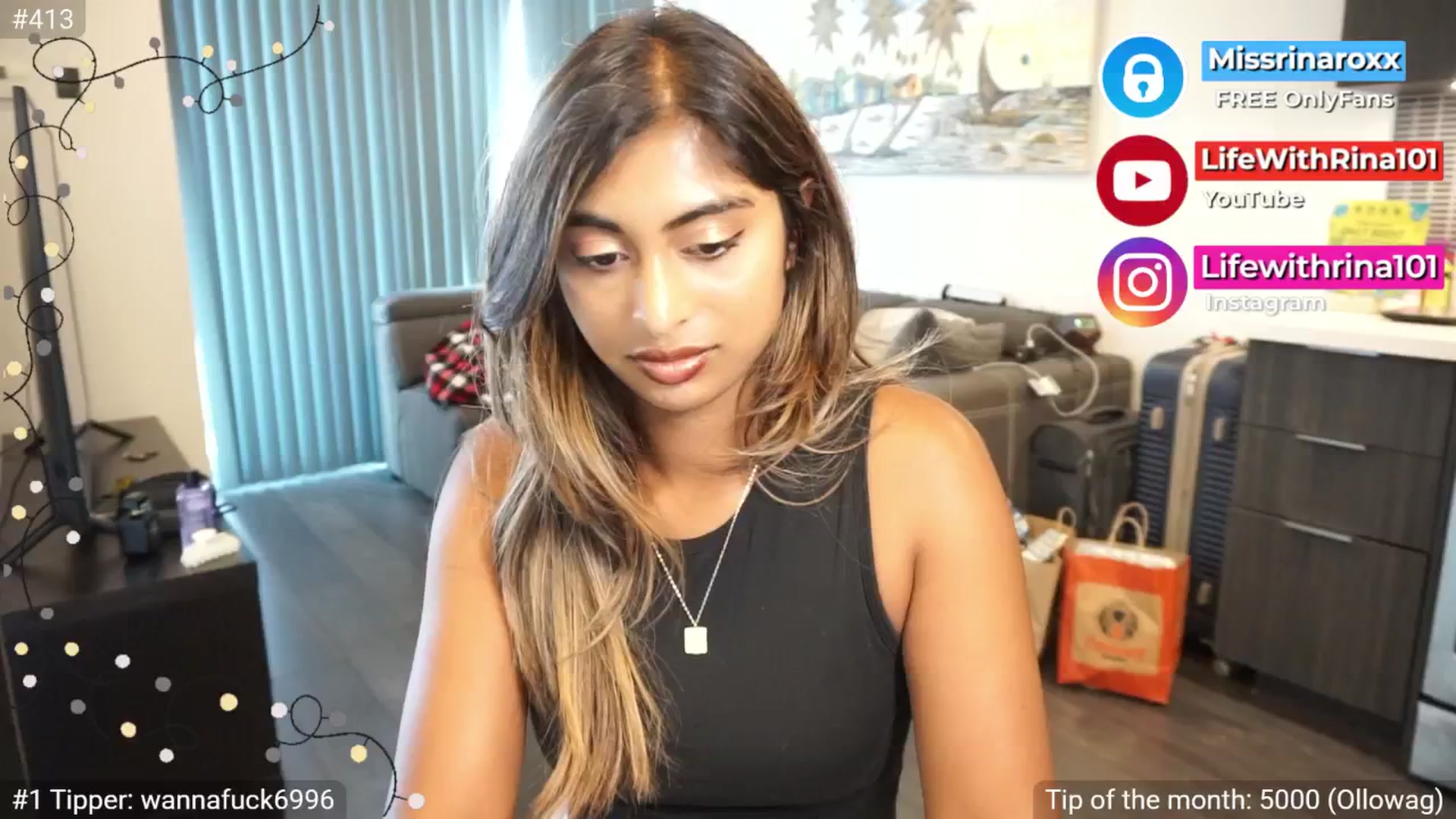 Gallery image thumbnail from Missrinaroxx's myfreecams stream on, 07/15/2025, 23:34 image 4 of 20