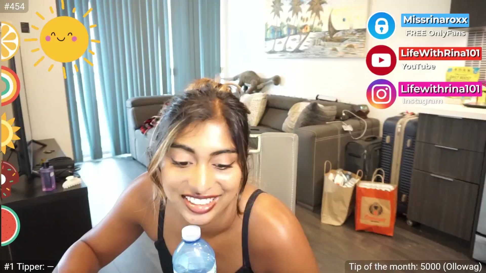Gallery image thumbnail from Missrinaroxx's myfreecams stream on, 07/16/2025, 23:07 image 1 of 20