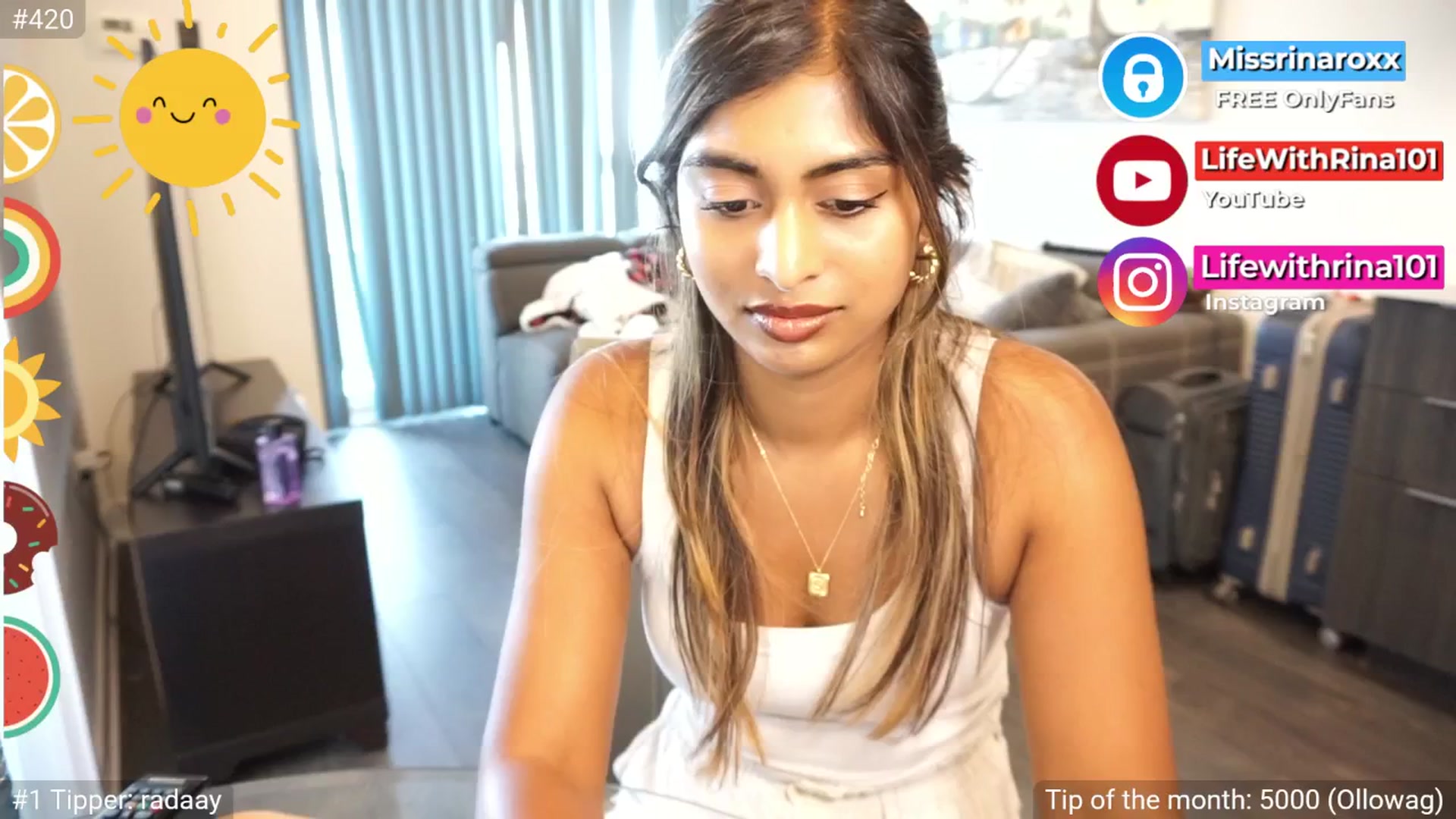 Gallery image thumbnail from Missrinaroxx's myfreecams stream on, 07/22/2025, 19:46 image 17 of 20