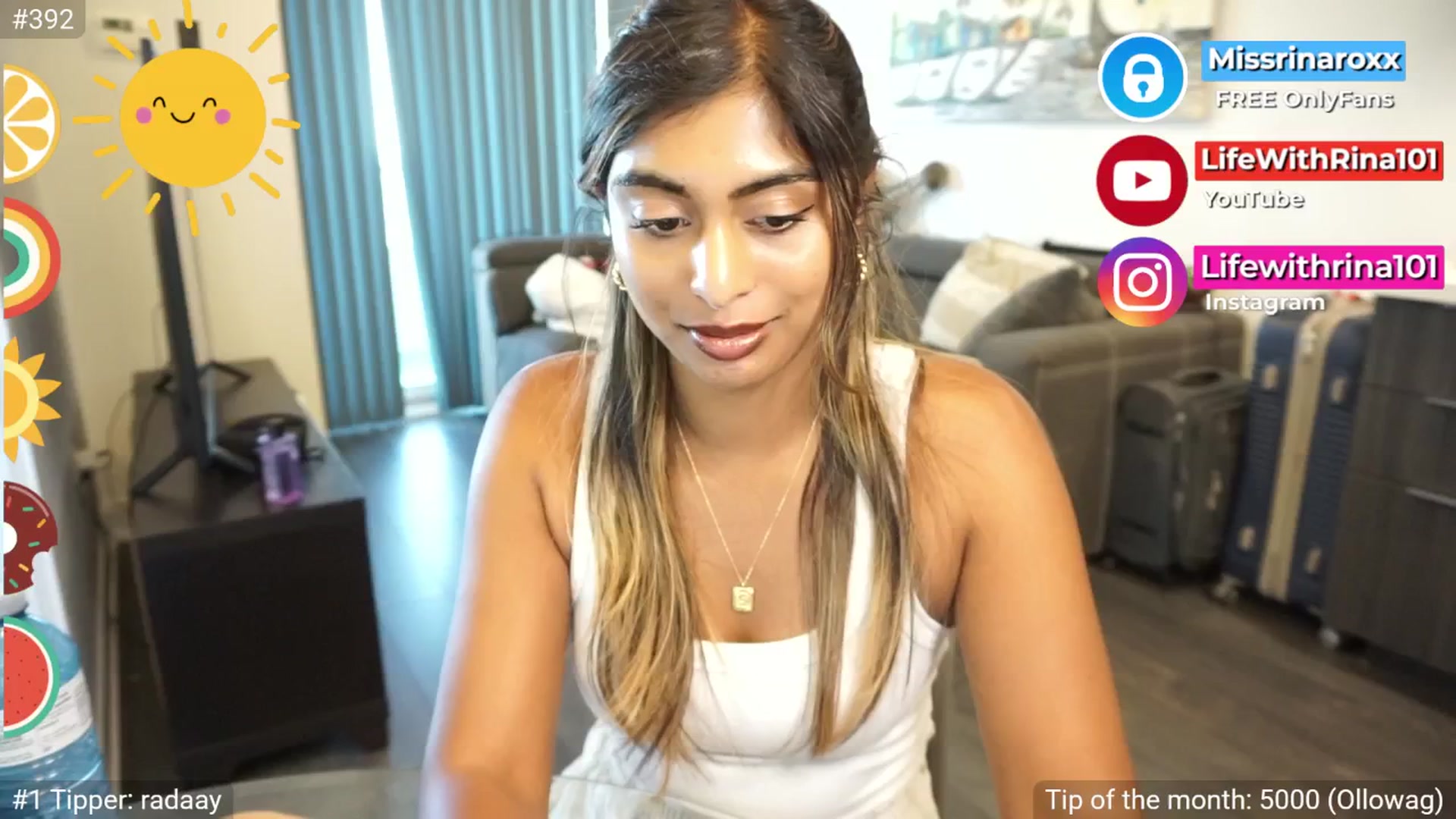 Gallery image thumbnail from Missrinaroxx's myfreecams stream on, 07/22/2025, 23:33 image 15 of 20