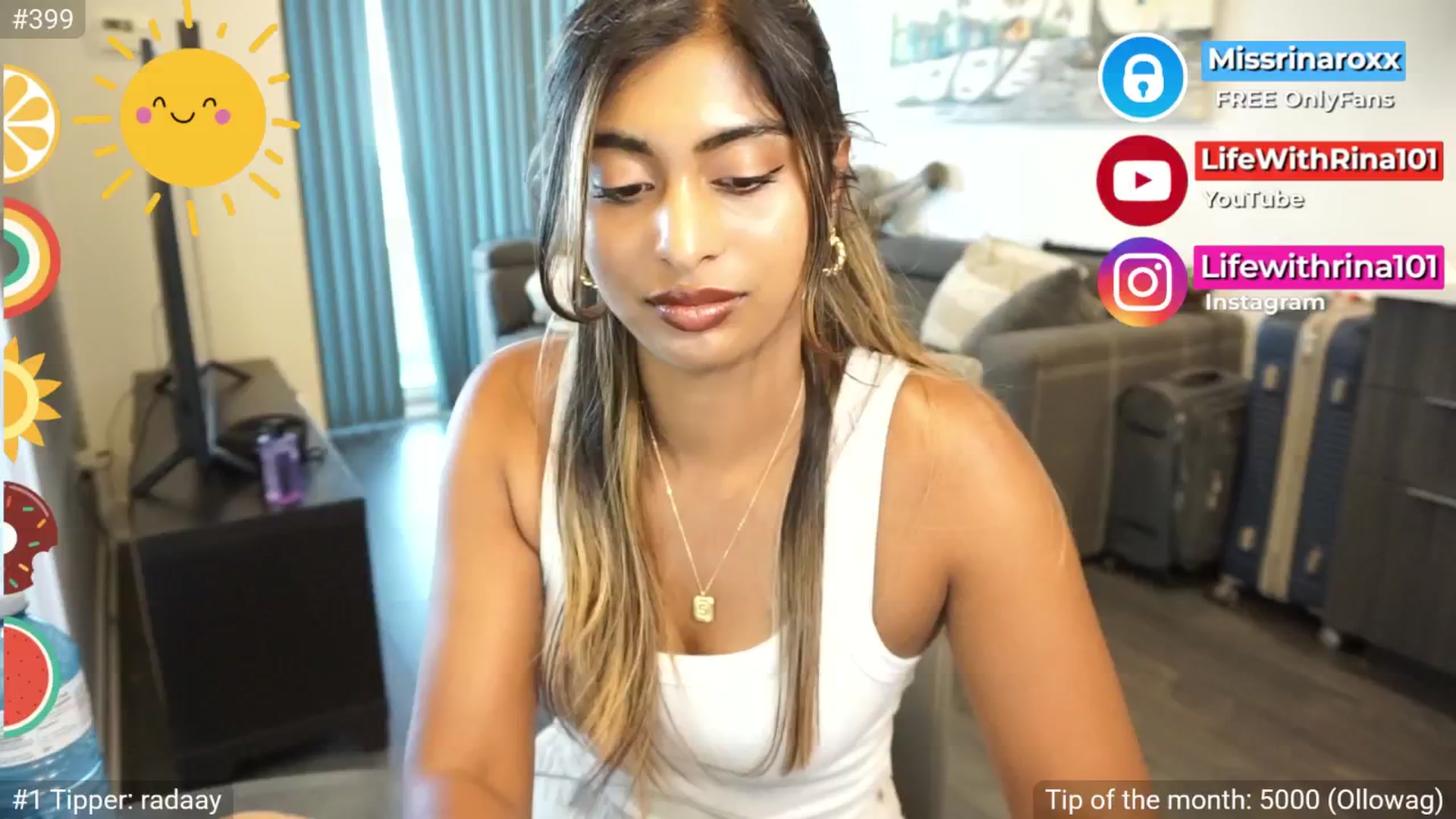 Gallery image thumbnail from Missrinaroxx's myfreecams stream on, 07/22/2025, 23:33 image 12 of 20