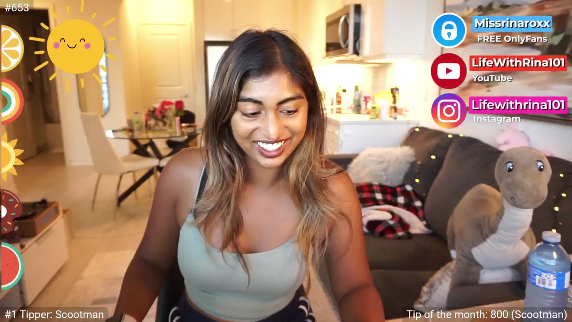 Gallery image thumbnail from Missrinaroxx's myfreecams stream on, 08/01/2025, 23:50 image 17 of 20