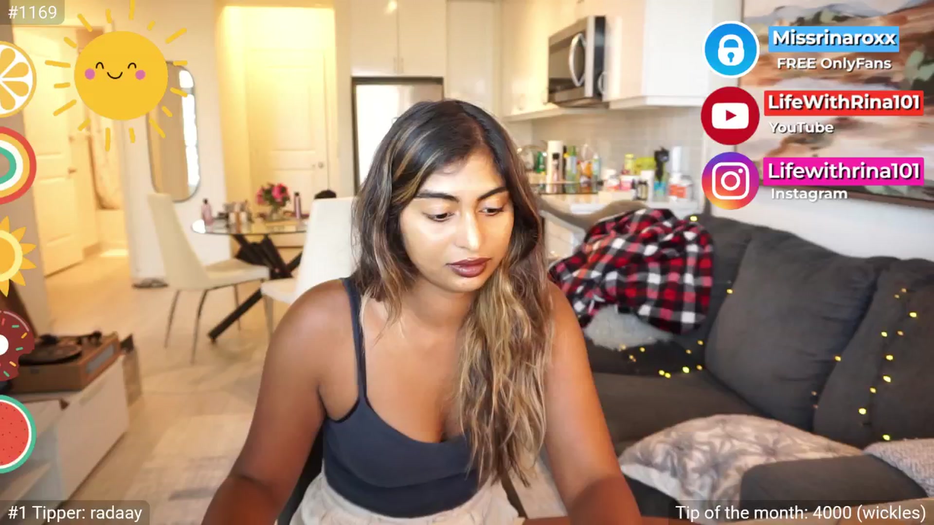 Gallery image thumbnail from Missrinaroxx's myfreecams stream on, 08/10/2025, 23:21 image 6 of 20