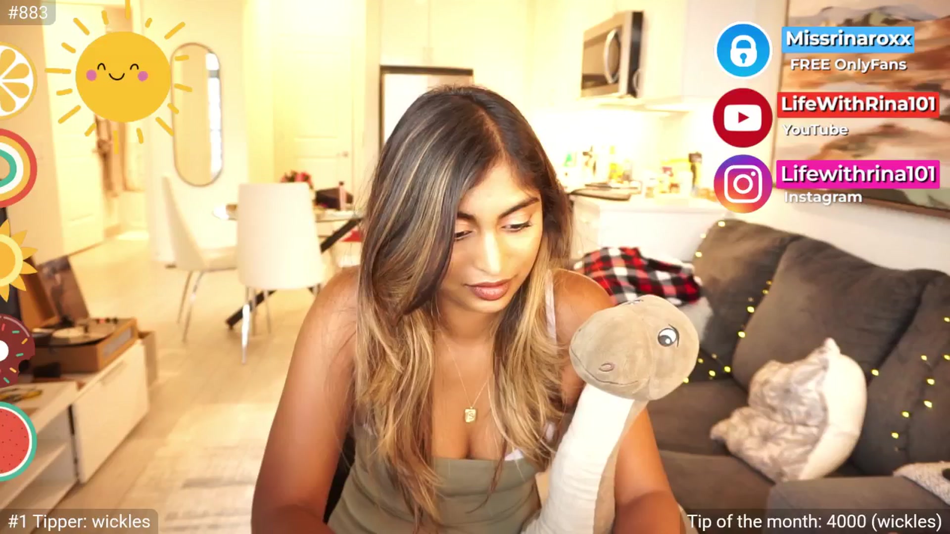 Gallery image thumbnail from Missrinaroxx's myfreecams stream on, 08/13/2025, 23:09 image 19 of 20