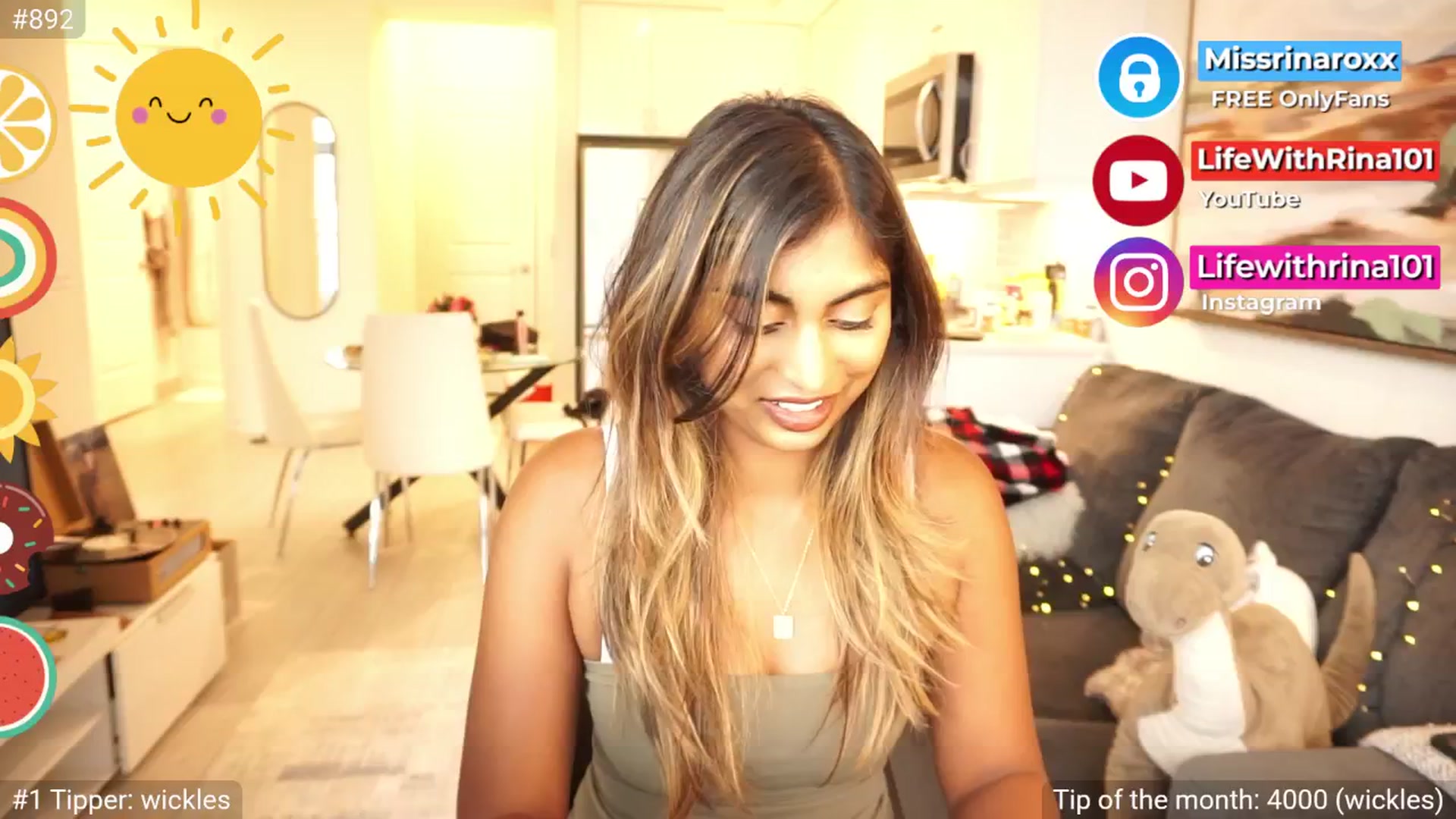 Gallery image thumbnail from Missrinaroxx's myfreecams stream on, 08/13/2025, 23:09 image 14 of 20