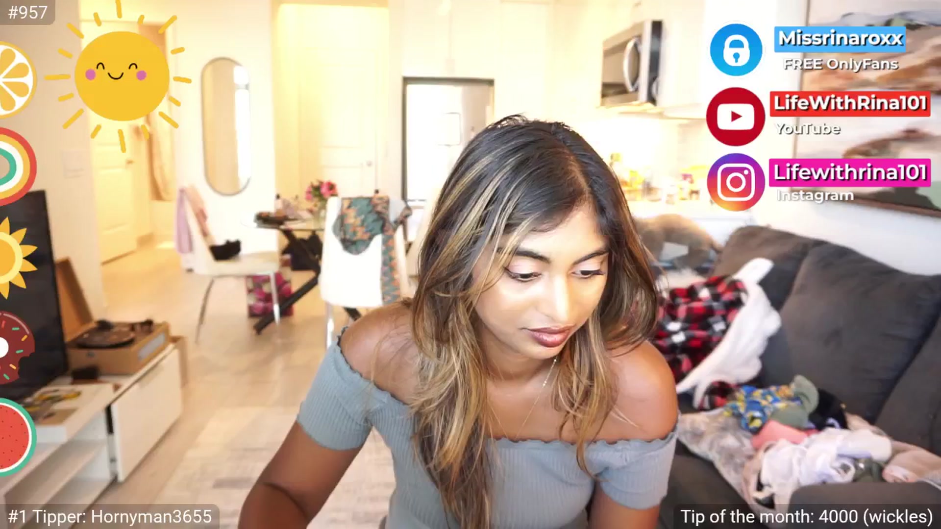 Gallery image thumbnail from Missrinaroxx's myfreecams stream on, 08/15/2025, 19:05 image 17 of 20