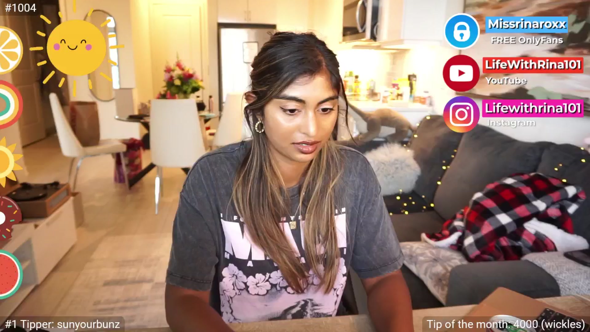 Gallery image thumbnail from Missrinaroxx's myfreecams stream on, 08/18/2025, 23:12 image 14 of 20