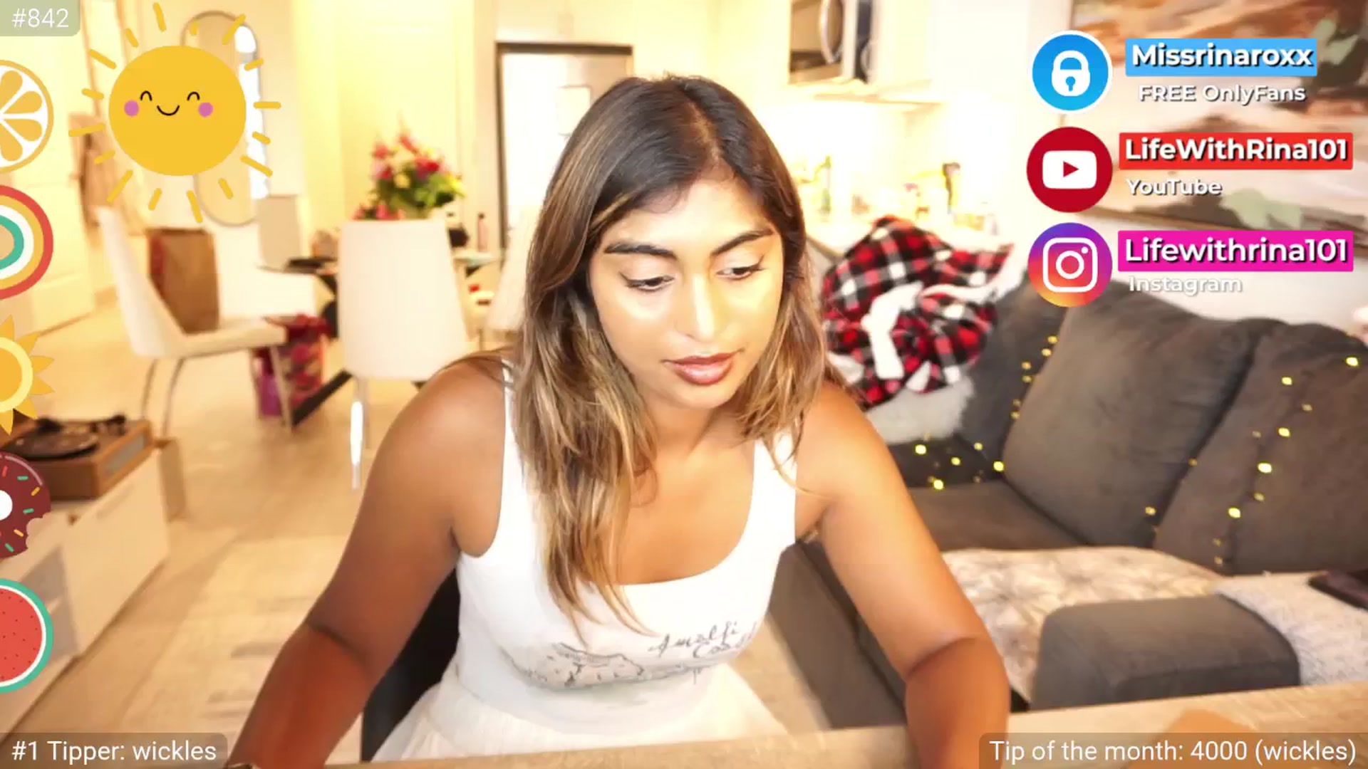 Gallery image thumbnail from Missrinaroxx's myfreecams stream on, 08/19/2025, 19:06 image 18 of 20