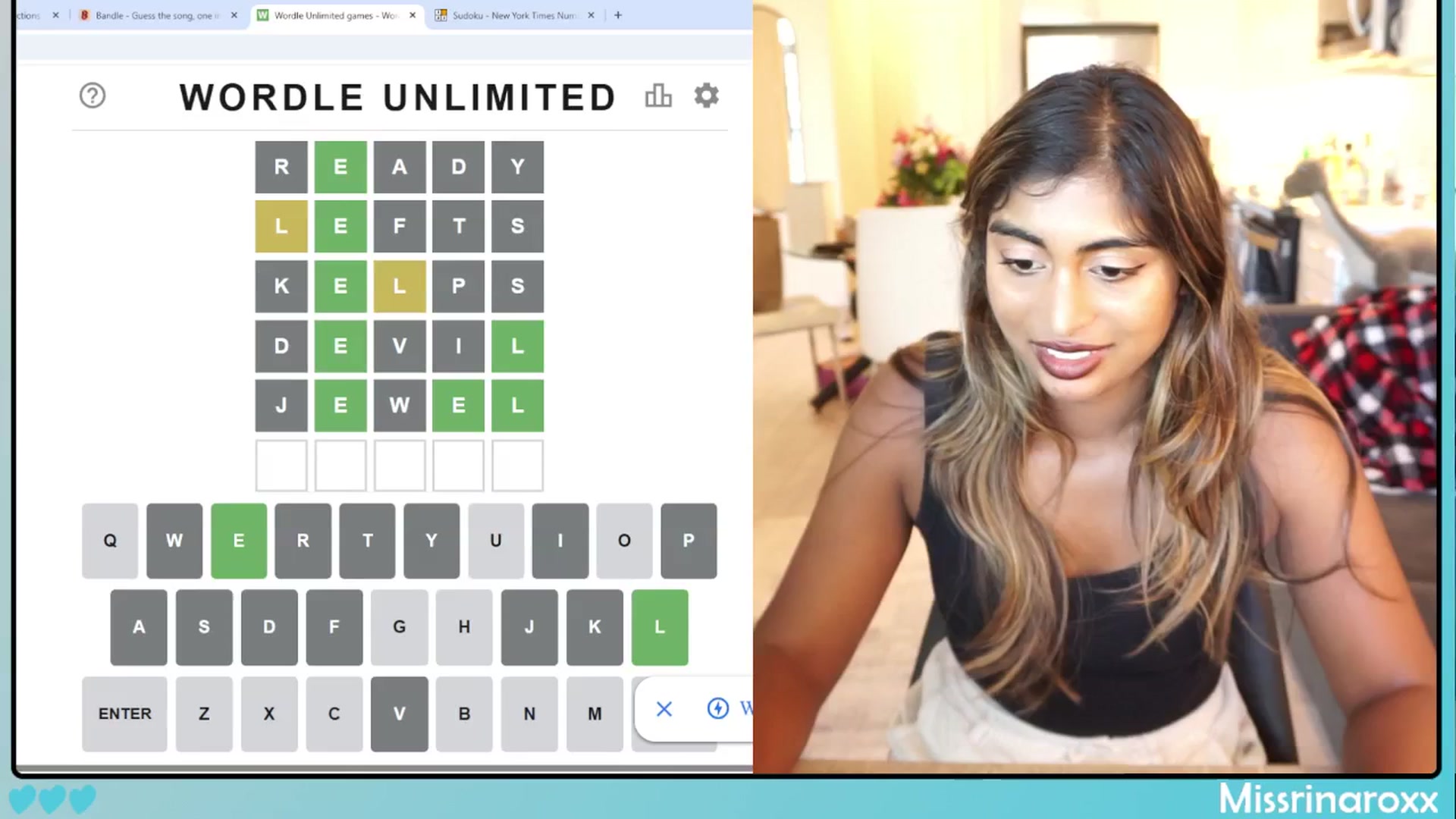 Gallery image thumbnail from Missrinaroxx's myfreecams stream on, 08/21/2025, 22:54 image 8 of 20