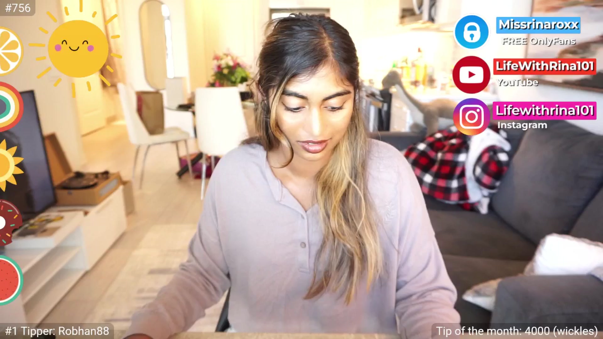 Gallery image thumbnail from Missrinaroxx's myfreecams stream on, 08/22/2025, 19:16 image 12 of 20