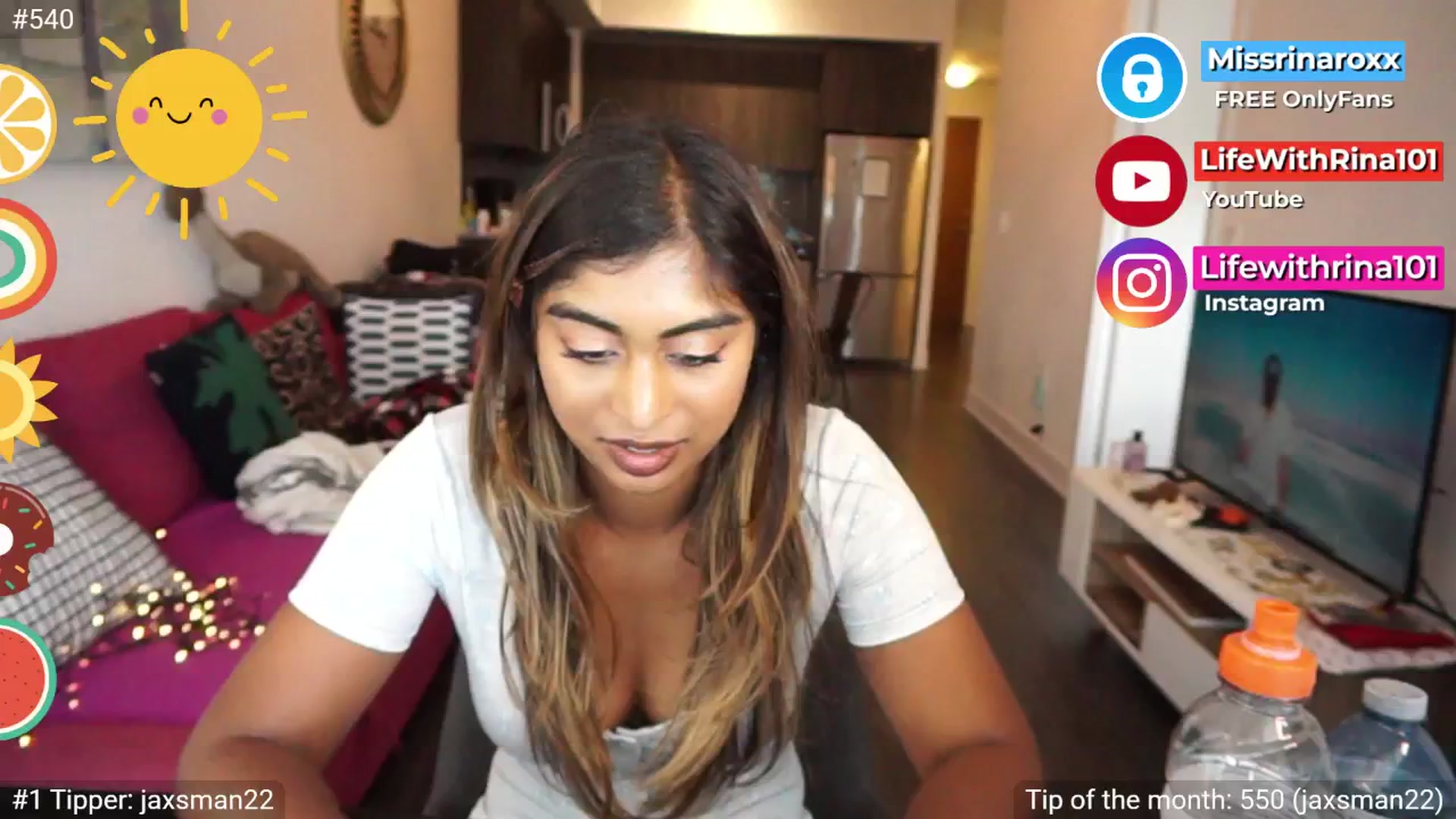 Gallery image thumbnail from Missrinaroxx's myfreecams stream on, 09/04/2025, 19:04 image 16 of 20