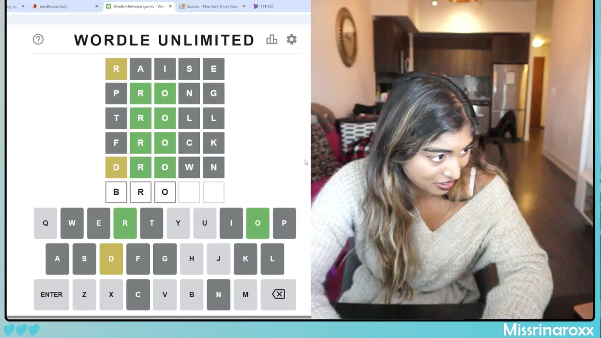 Gallery image thumbnail from Missrinaroxx's myfreecams stream on, 09/09/2025, 18:45 image 16 of 20