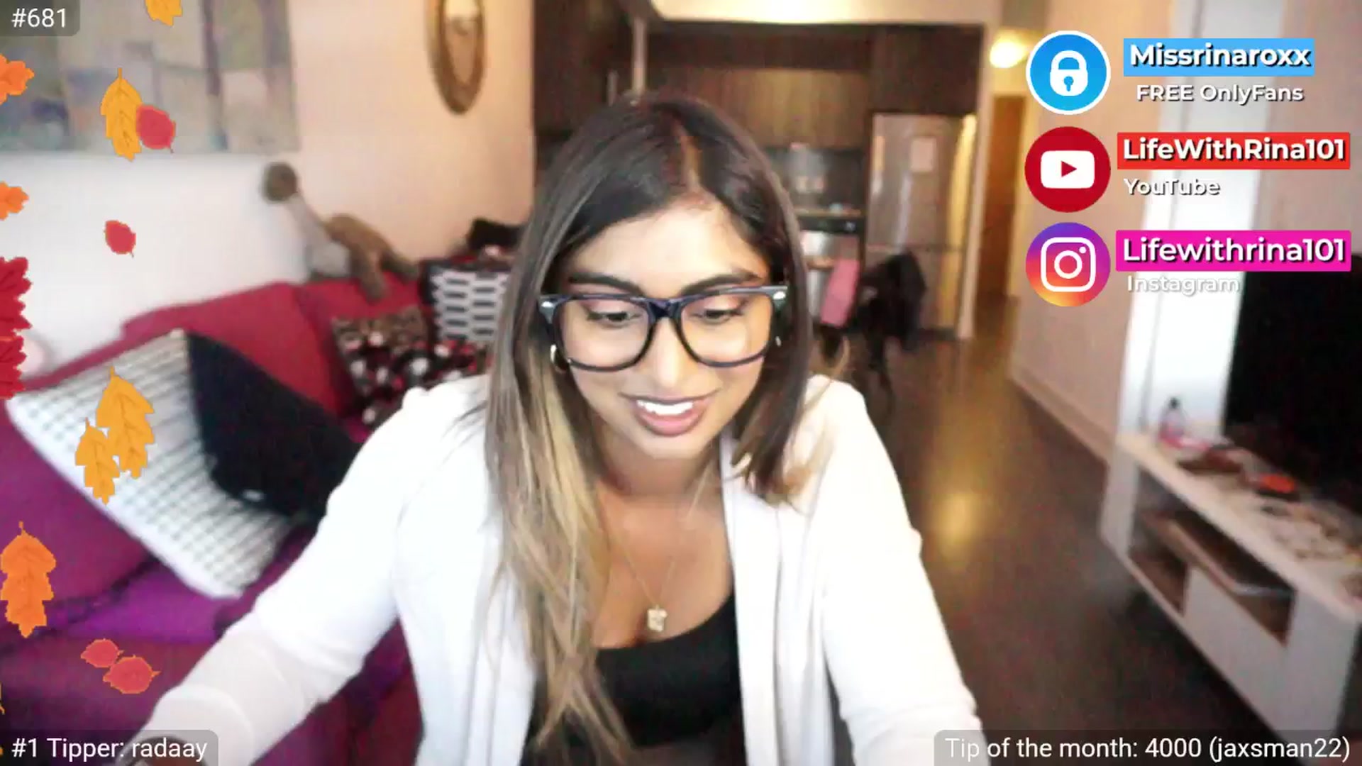 Gallery image thumbnail from Missrinaroxx's myfreecams stream on, 09/19/2025, 19:08 image 19 of 20