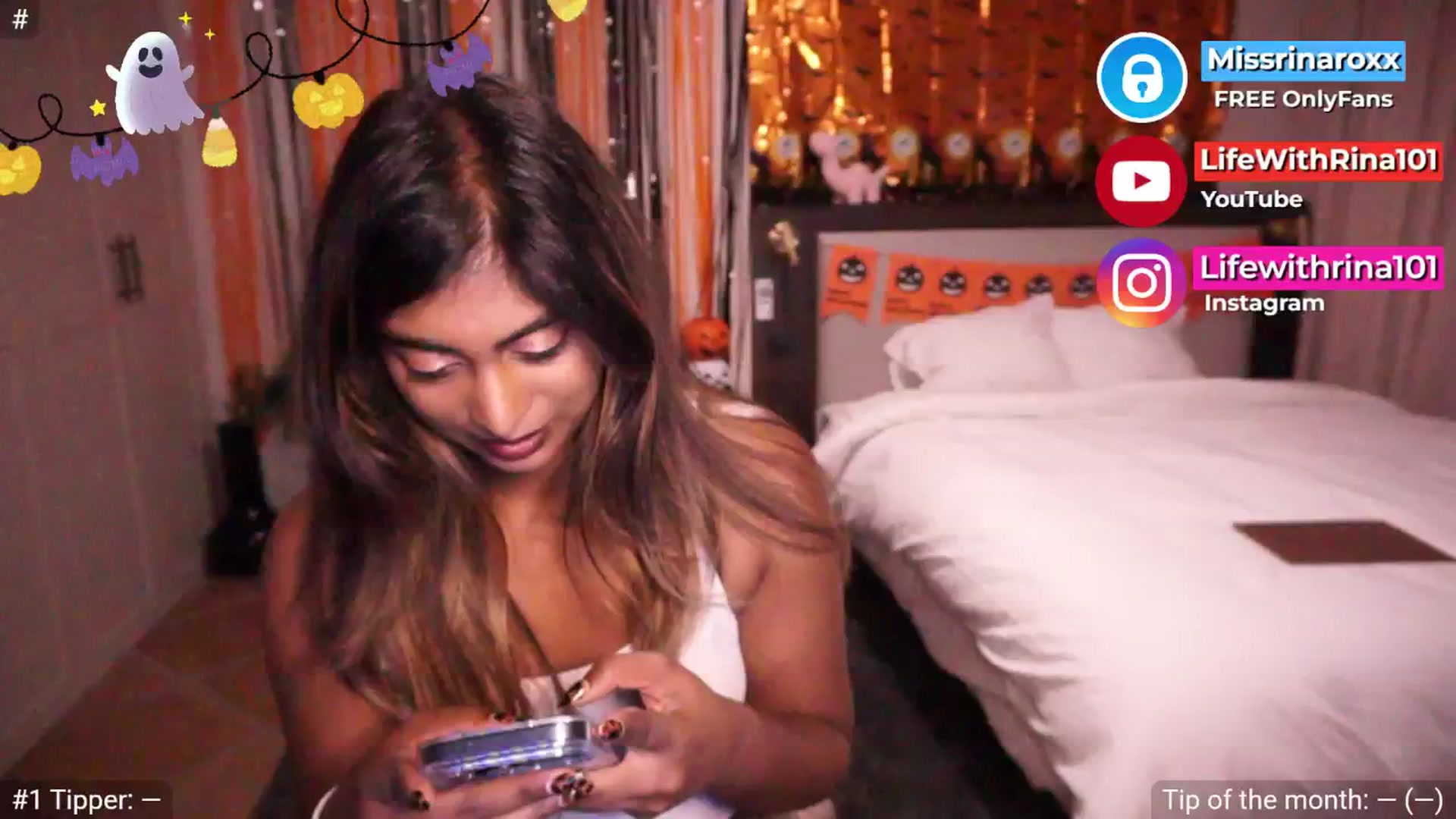 Gallery image thumbnail from Missrinaroxx's myfreecams stream on, 10/06/2025, 19:06 image 8 of 20