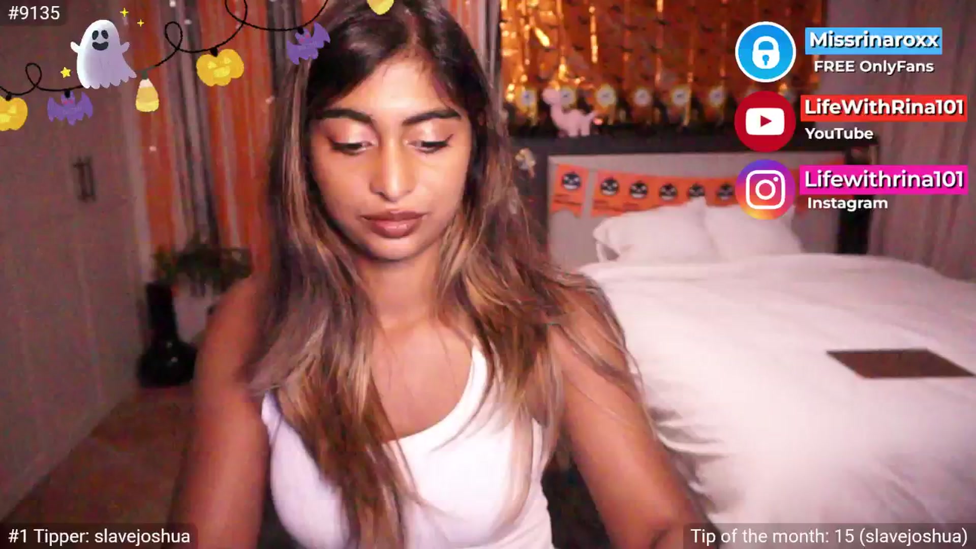 Gallery image thumbnail from Missrinaroxx's myfreecams stream on, 10/06/2025, 19:06 image 19 of 20