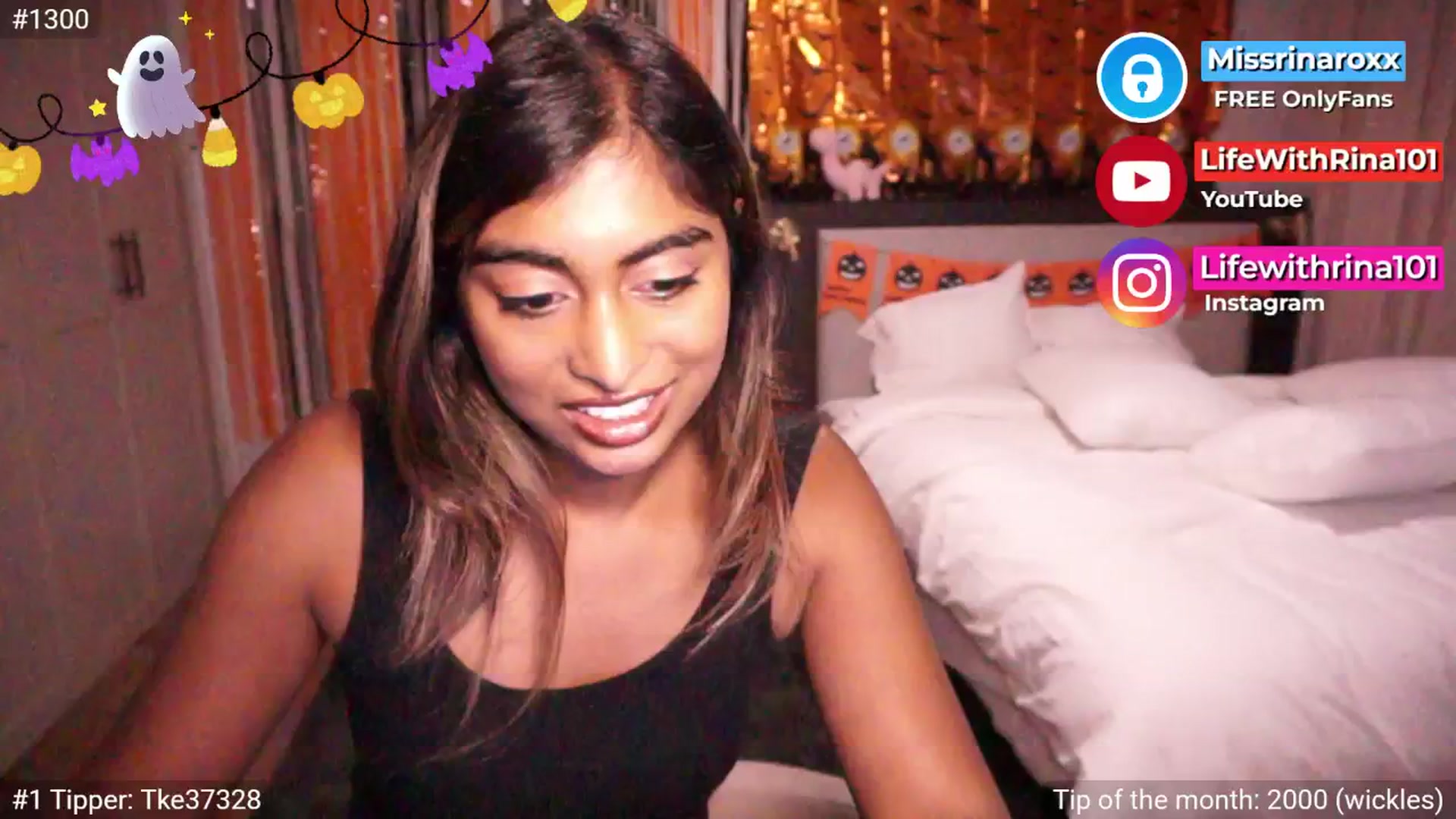 Gallery image thumbnail from Missrinaroxx's myfreecams stream on, 10/10/2025, 19:10 image 14 of 20
