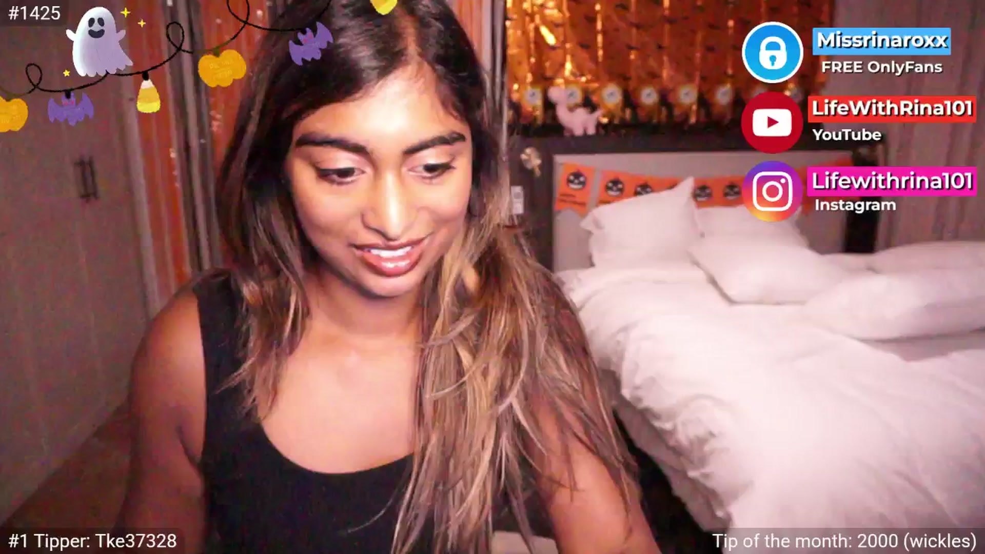 Gallery image thumbnail from Missrinaroxx's myfreecams stream on, 10/10/2025, 19:10 image 12 of 20