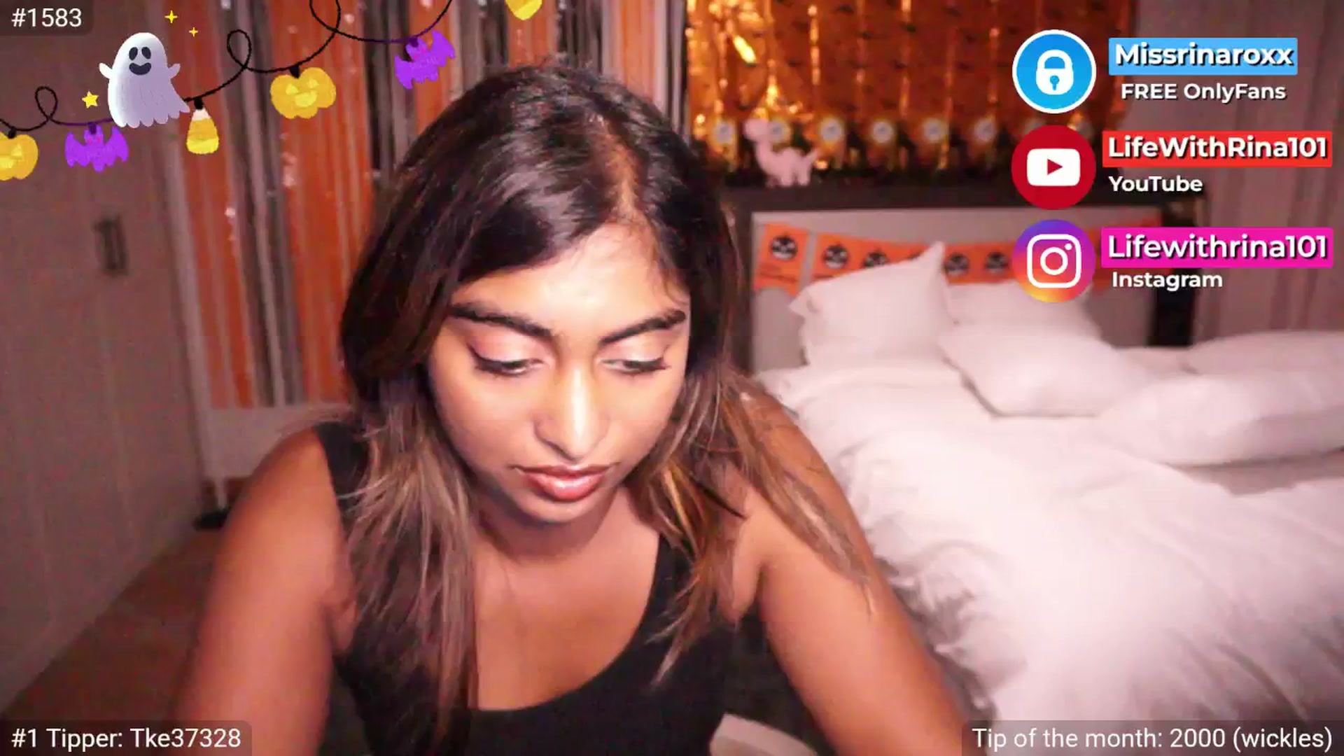 Gallery image thumbnail from Missrinaroxx's myfreecams stream on, 10/10/2025, 19:10 image 5 of 20