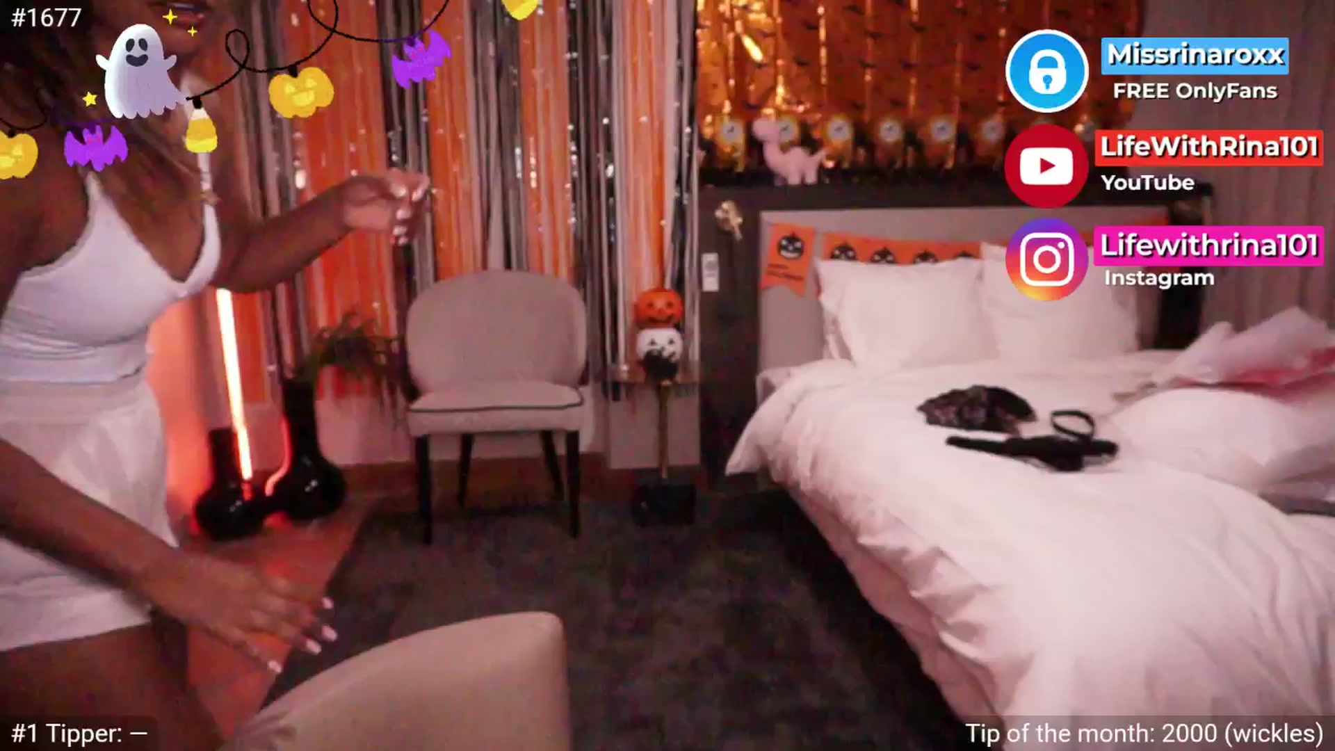 Gallery image thumbnail from Missrinaroxx's myfreecams stream on, 10/13/2025, 19:01 image 7 of 20