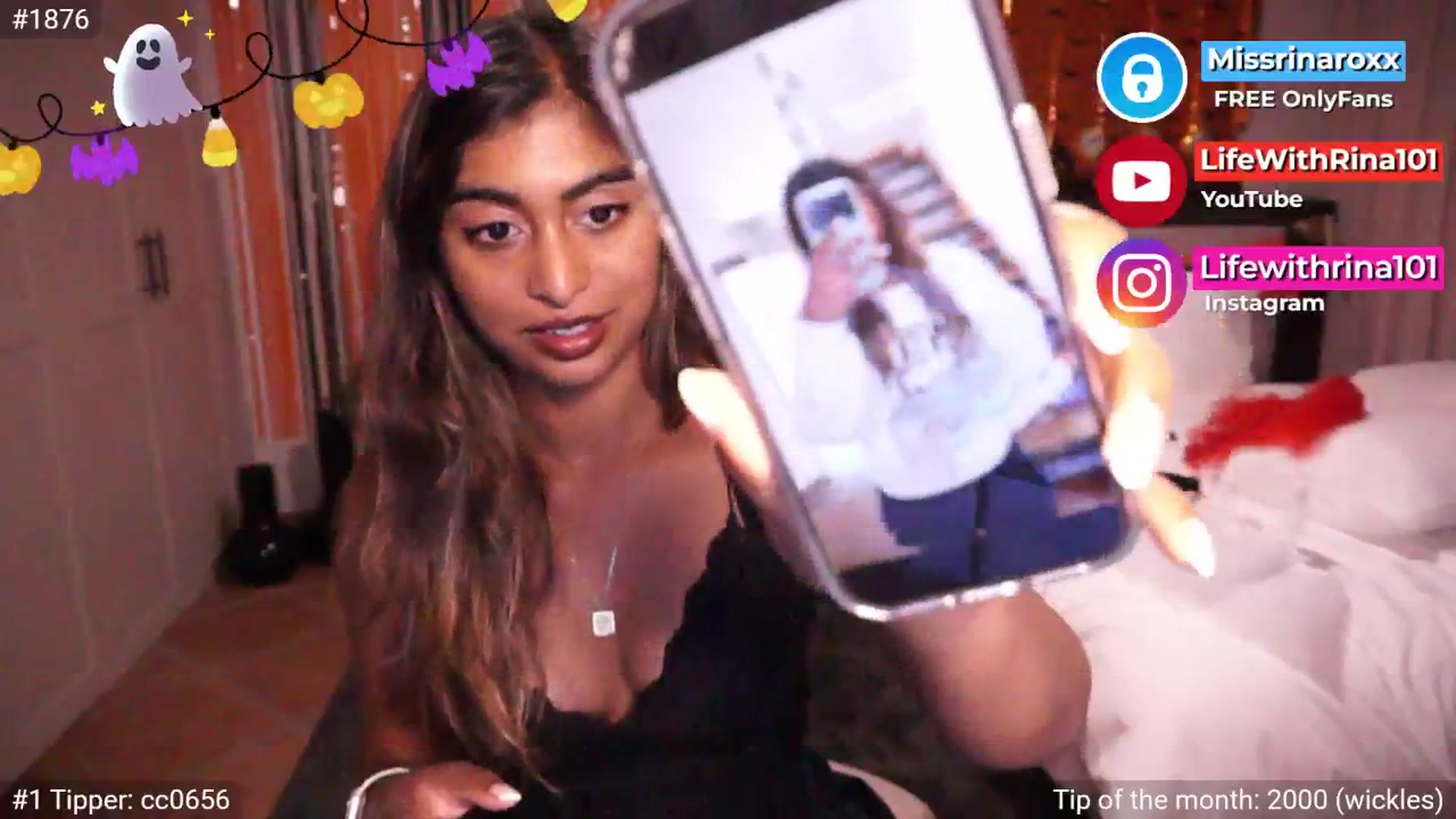 Gallery image thumbnail from Missrinaroxx's myfreecams stream on, 10/15/2025, 19:00 image 4 of 20