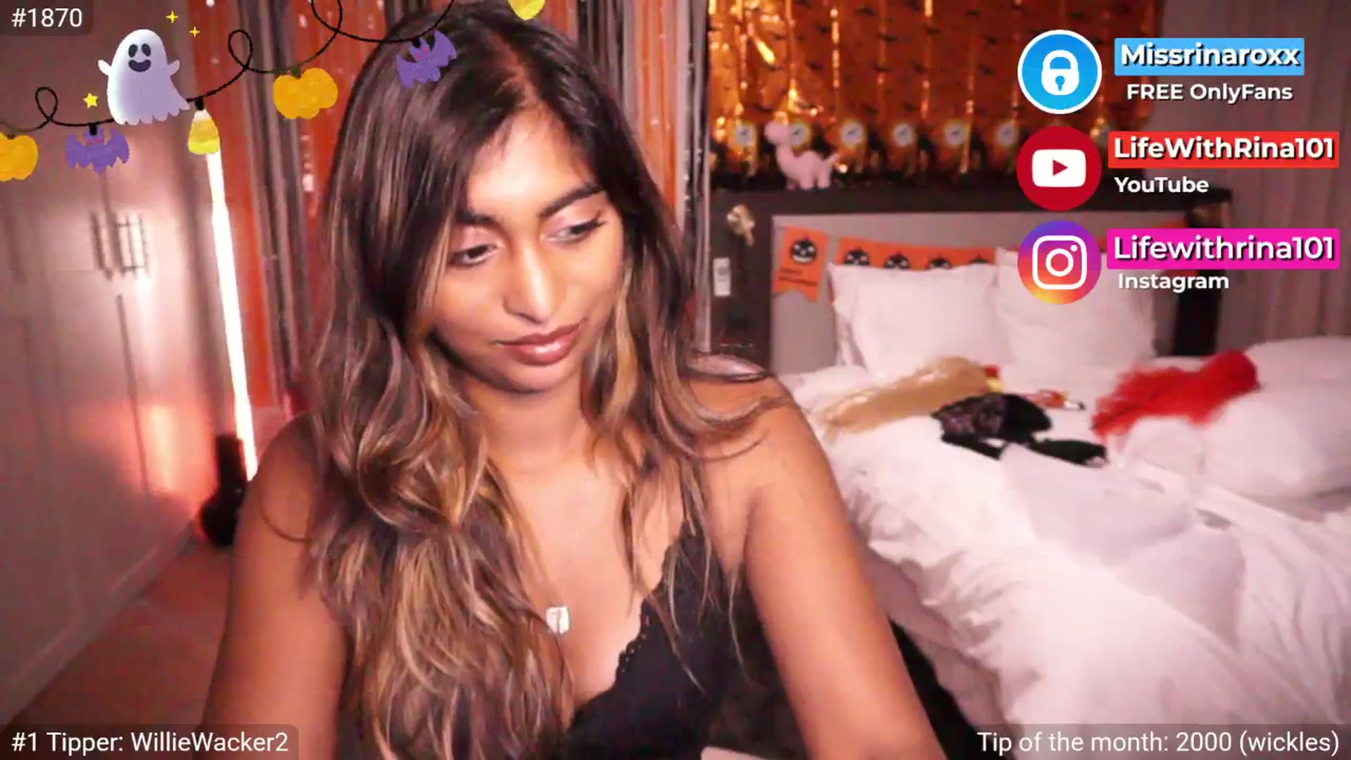 Gallery image thumbnail from Missrinaroxx's myfreecams stream on, 10/15/2025, 19:00 image 20 of 20