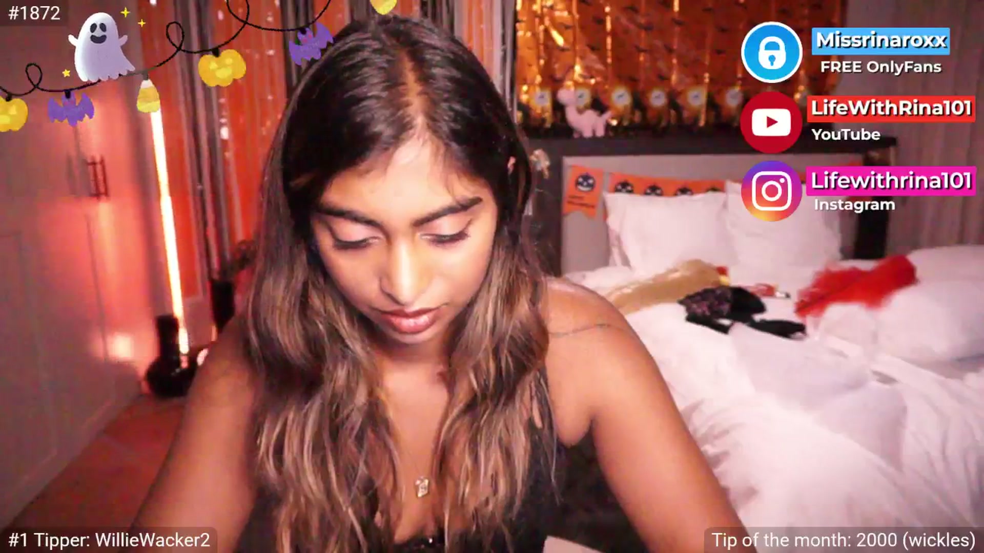 Gallery image thumbnail from Missrinaroxx's myfreecams stream on, 10/15/2025, 19:00 image 15 of 20