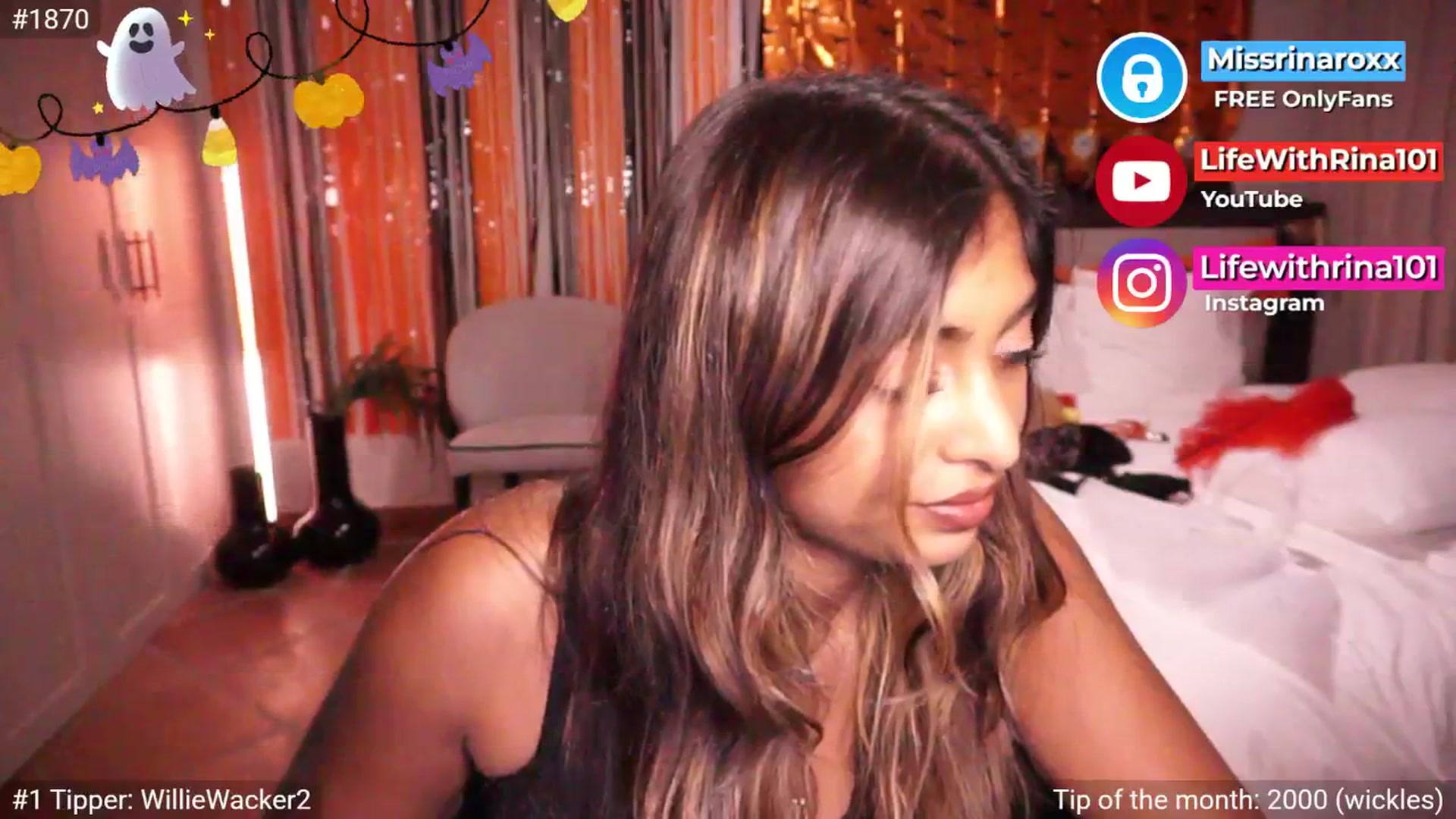 Gallery image thumbnail from Missrinaroxx's myfreecams stream on, 10/15/2025, 19:00 image 19 of 20