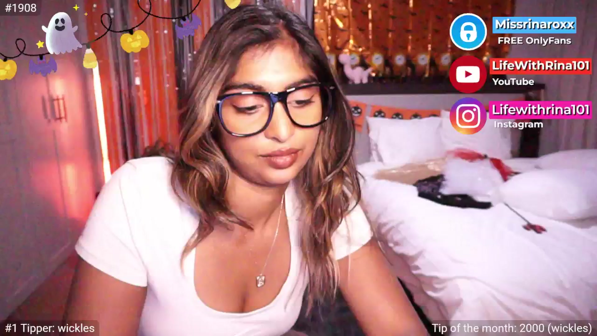 Gallery image thumbnail from Missrinaroxx's myfreecams stream on, 10/17/2025, 20:58 image 2 of 20