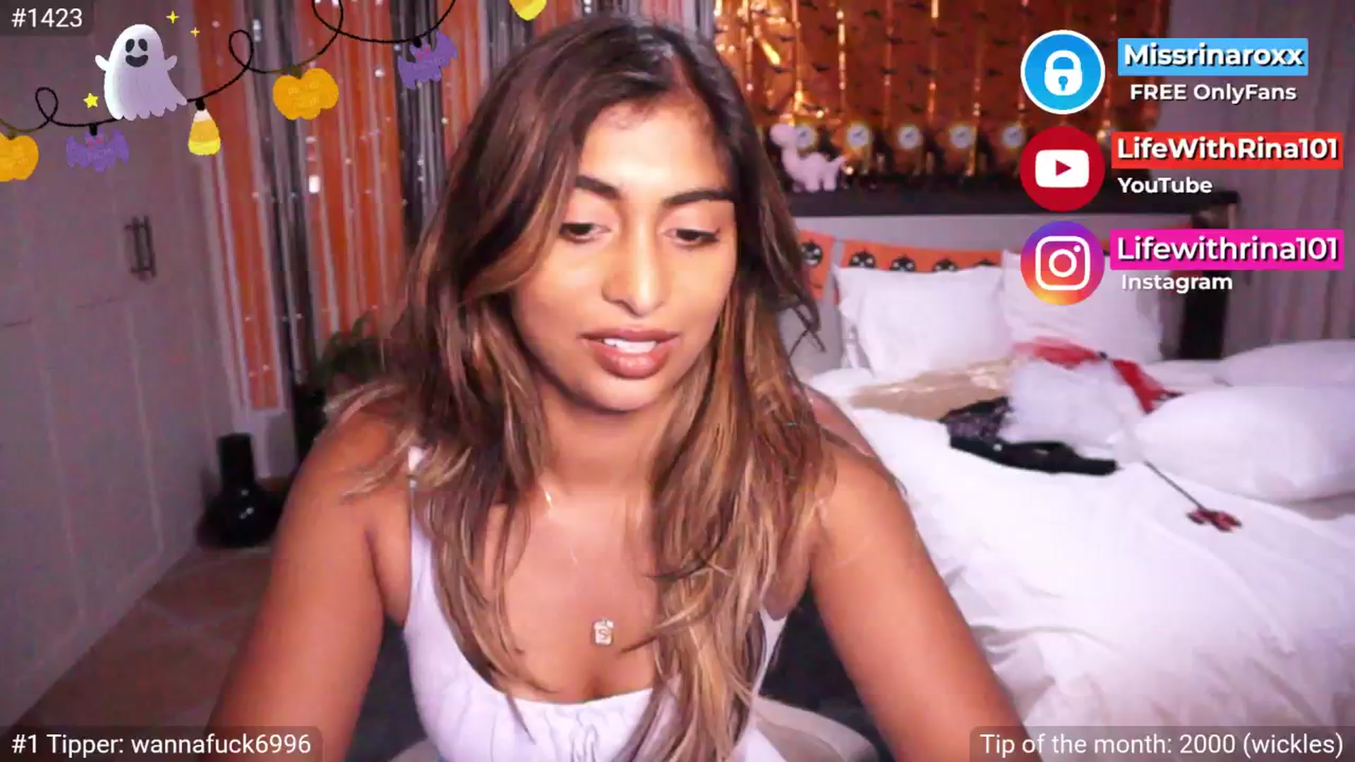 Gallery image thumbnail from Missrinaroxx's myfreecams stream on, 10/19/2025, 19:59 image 4 of 20