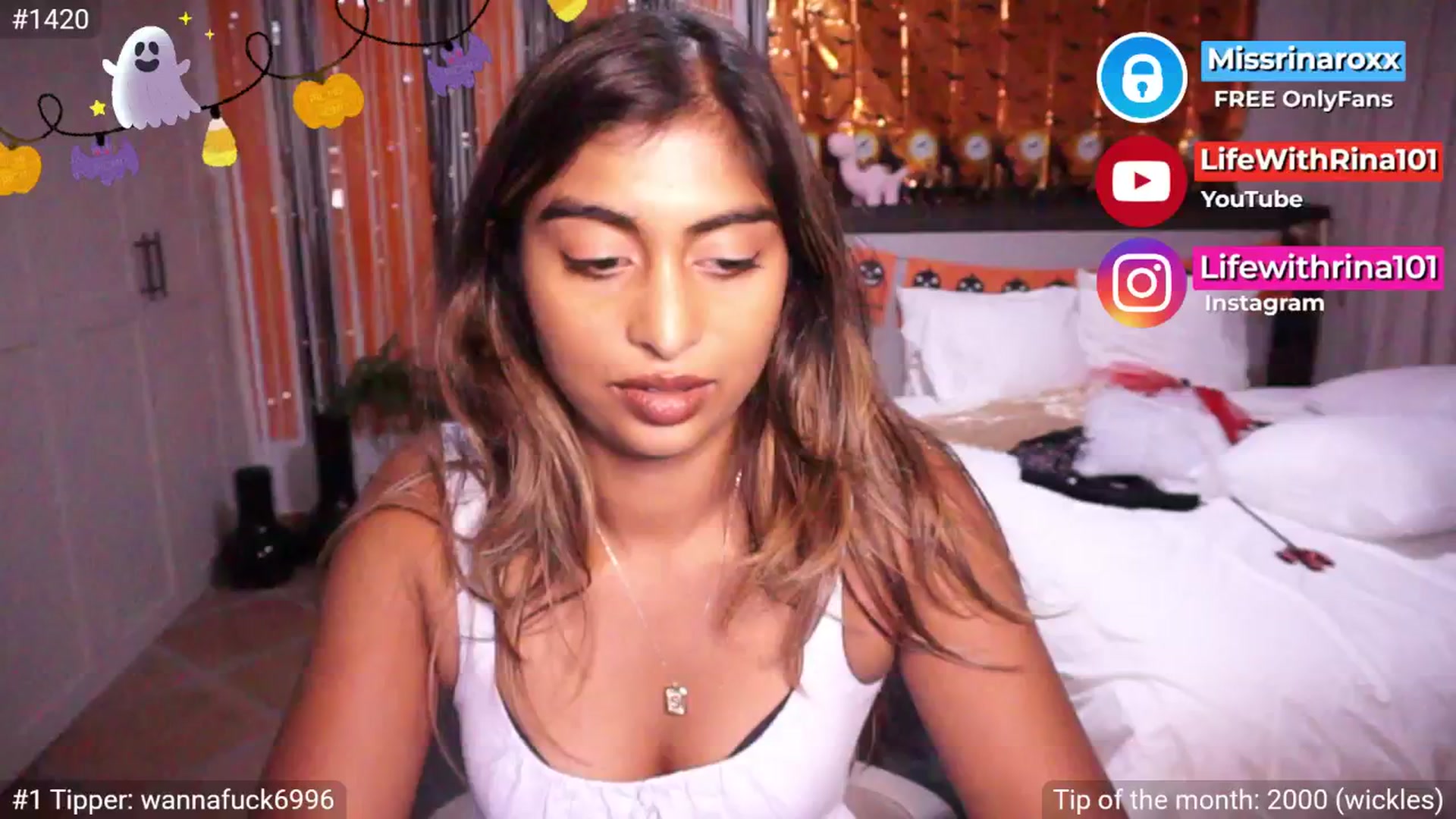 Gallery image thumbnail from Missrinaroxx's myfreecams stream on, 10/19/2025, 19:59 image 7 of 20